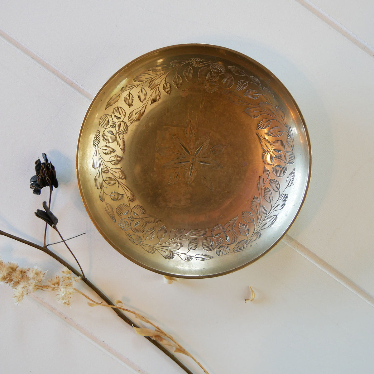 Vintage Brass Floral Etched Round Dish, Vintage Brass Decor, Vintage Brass Decor, Brass Etched Decor, Floral Etched Brass Dish