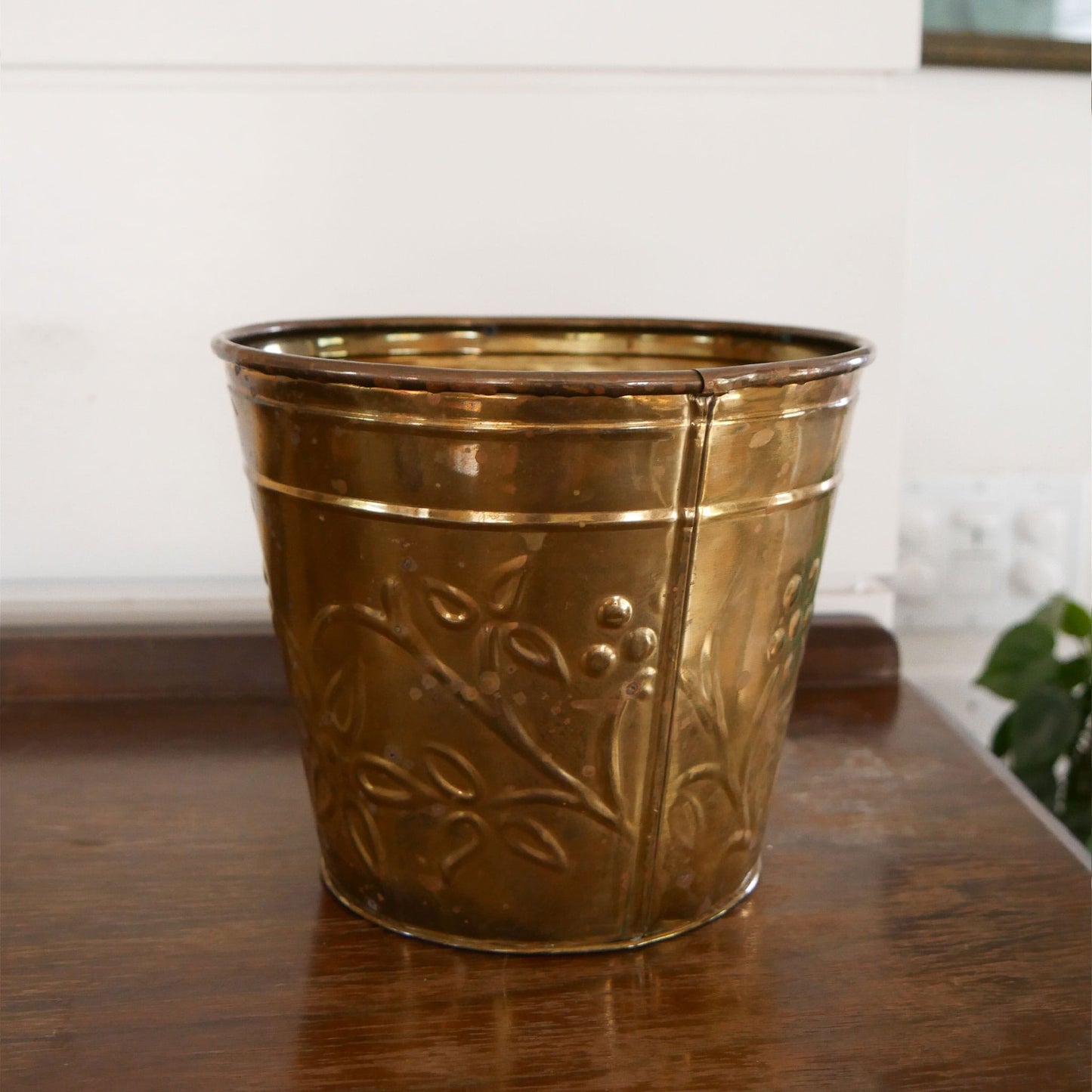 Small Vintage Brass Planter, Floral Brass Planter, Vintage Brass Planter, Vintage Round Brass Planter, VIntage Brass Decor