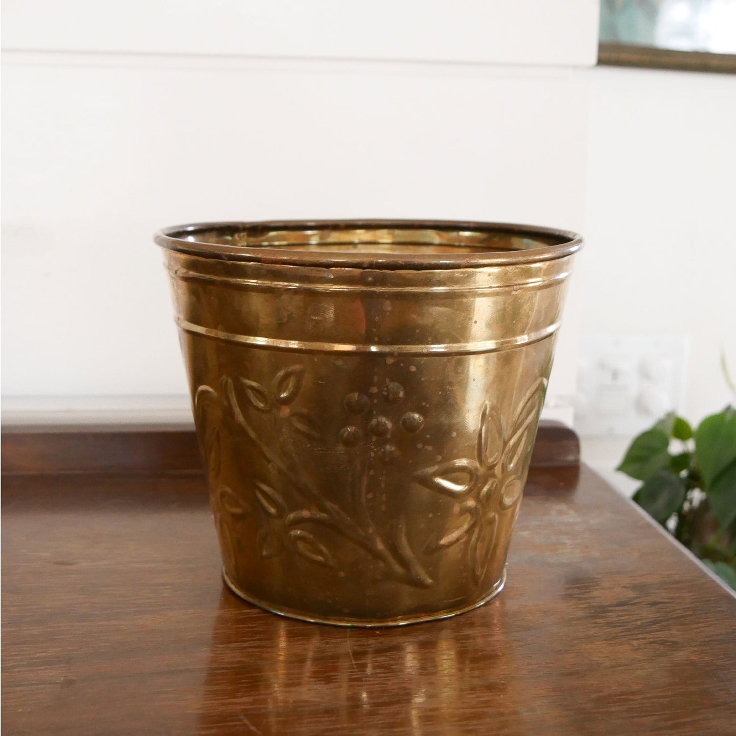 Small Vintage Brass Planter, Floral Brass Planter, Vintage Brass Planter, Vintage Round Brass Planter, VIntage Brass Decor