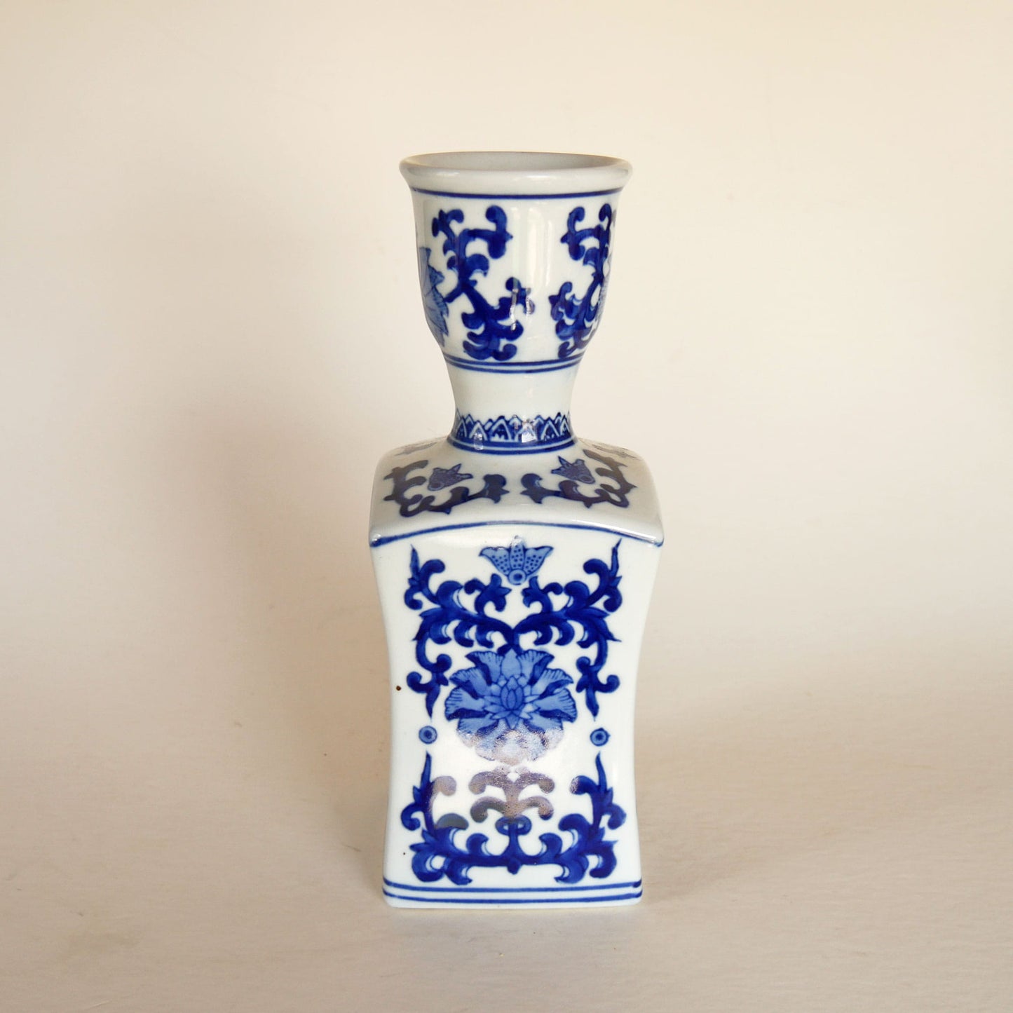 VIntage-Chinese-Blue-and-White-Floral-Porcelain-Vase, Vintage Chinese Blue Floral Vase, Vintage Blue and White FLoral Vase, BLue and White Cottagecore Decor