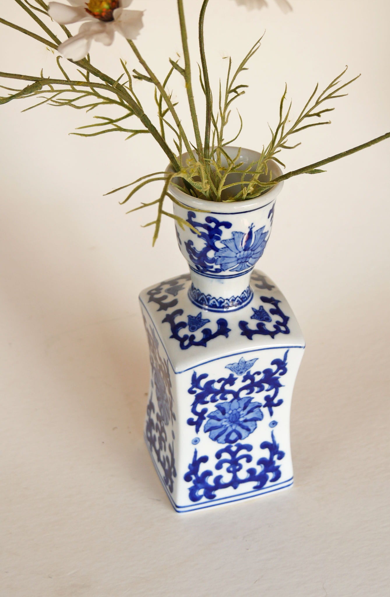 VIntage-Chinese-Blue-and-White-Floral-Porcelain-Vase, Vintage Chinese Blue Floral Vase, Vintage Blue and White FLoral Vase, BLue and White Cottagecore Decor