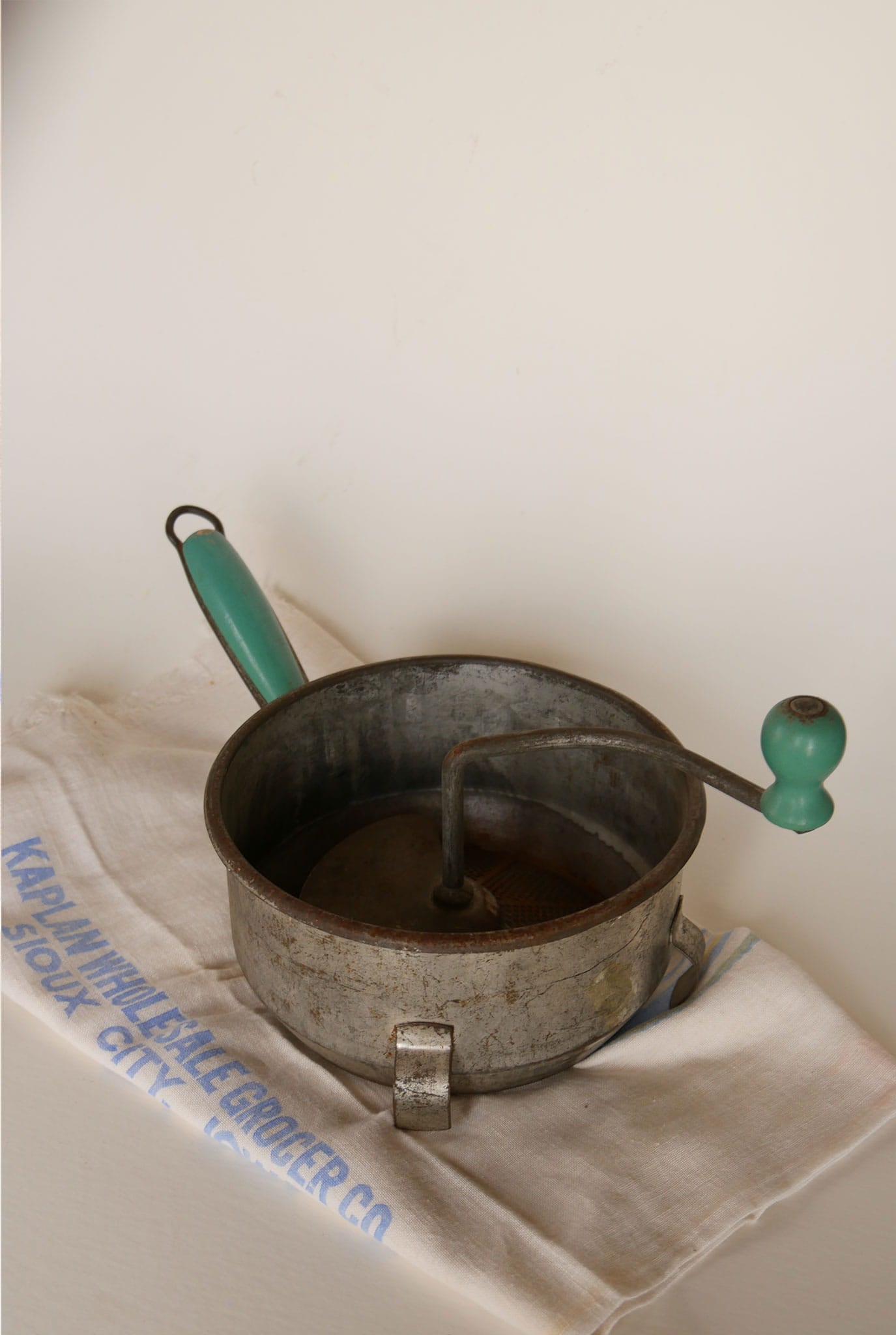 Vintage Foley Food Mill, Vintage Kitchen Grinder, Vintage Kitchen Utensils, Retro Kitchen Tools, Vintage Kitchen Tools, Retro Green VIntage Kitchen Decor, Vintage Metal Grinder, Vintage kithen