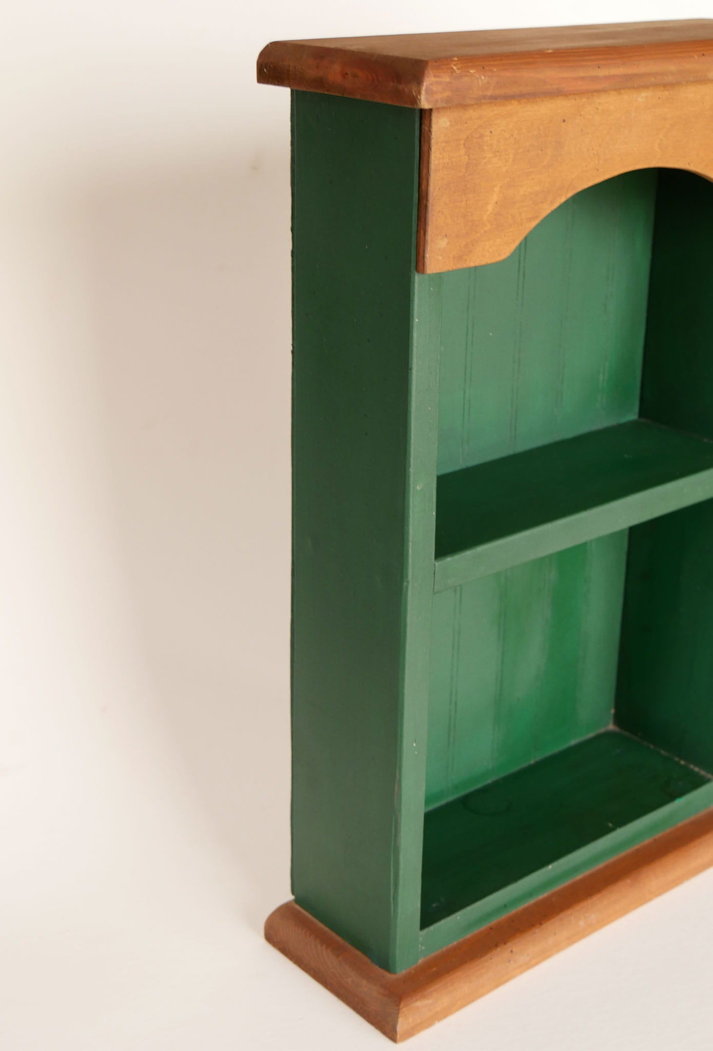 Vintage Green Wall Cabinet Spice Rack, Farmhouse Cabinet, Green Wall Mounted Spice Rack, Vintage Green Spice Cabinet, Vintage Spice Cabinet, Vintage Kitchen Spice Cabinet, Vintage Kitchen Decor, Vintage Kitchen Decor