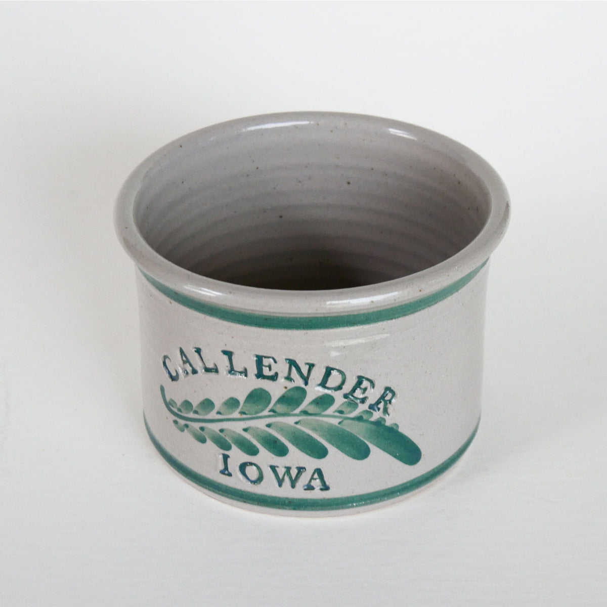 Vintage Iowa Pottery Vase, Iowa Pottery Vase, Vintage Botanical Pottery, Callendar Iowa Pottery, Callendar Iowa Memorbelia, Iowa Pottery, Country Pottery Vase, Farmhouse Pottery