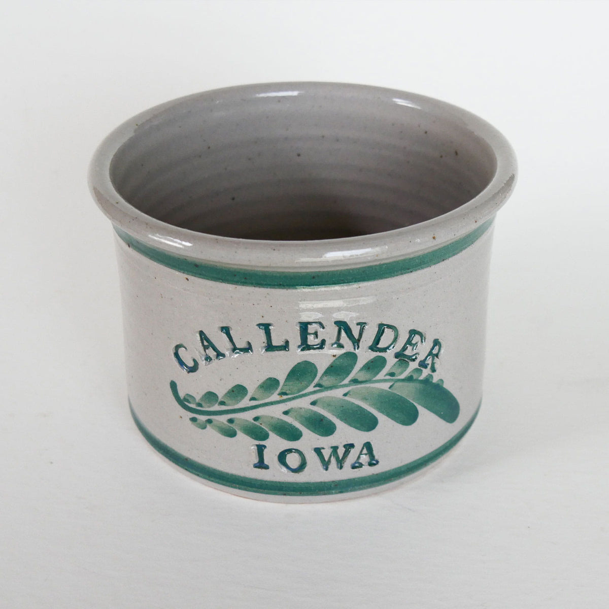 Vintage Iowa Pottery Vase, Iowa Pottery Vase, Vintage Botanical Pottery, Callendar Iowa Pottery, Callendar Iowa Memorbelia, Iowa Pottery, Country Pottery Vase, Farmhouse Pottery