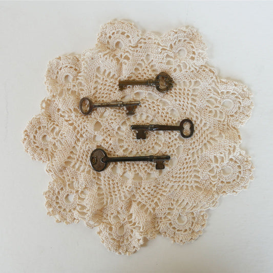 Vintage Metal Skeleton Key Collection, Vintage Apothecary Decor, Vintage Apothecary Keys, Vintage Metal Keys, Antique Keys