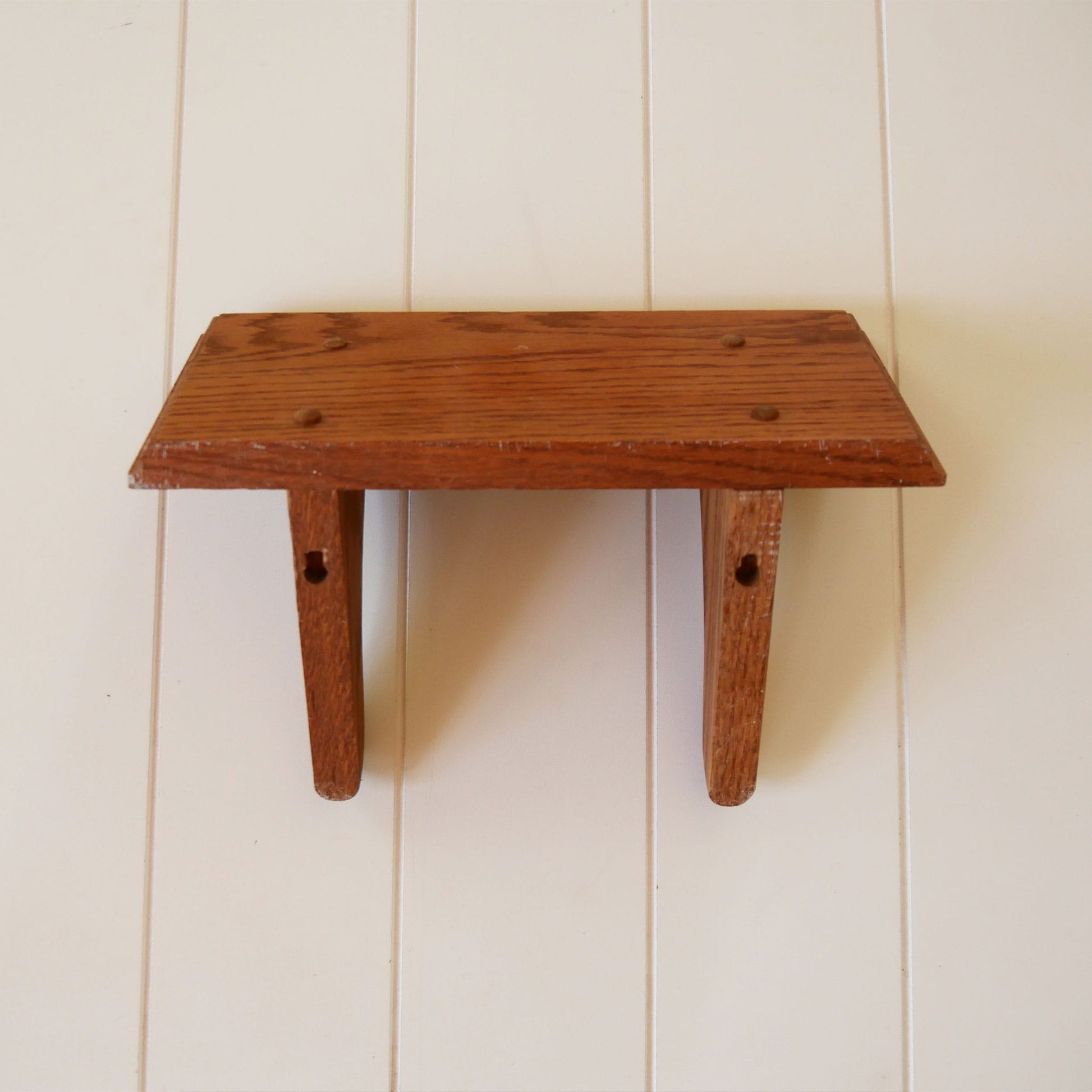 VIntage Oak Wall Mounted Shelf, Vintage Wood Wall Shelf, Vintage Cottage Wall Shelf, Vintage Wall Shelf, Vintage Cottagecore Wall Shelf, Vintage Farmhouse Wall Shelf, Vintage Oak Wood Wall Mounted SHelf