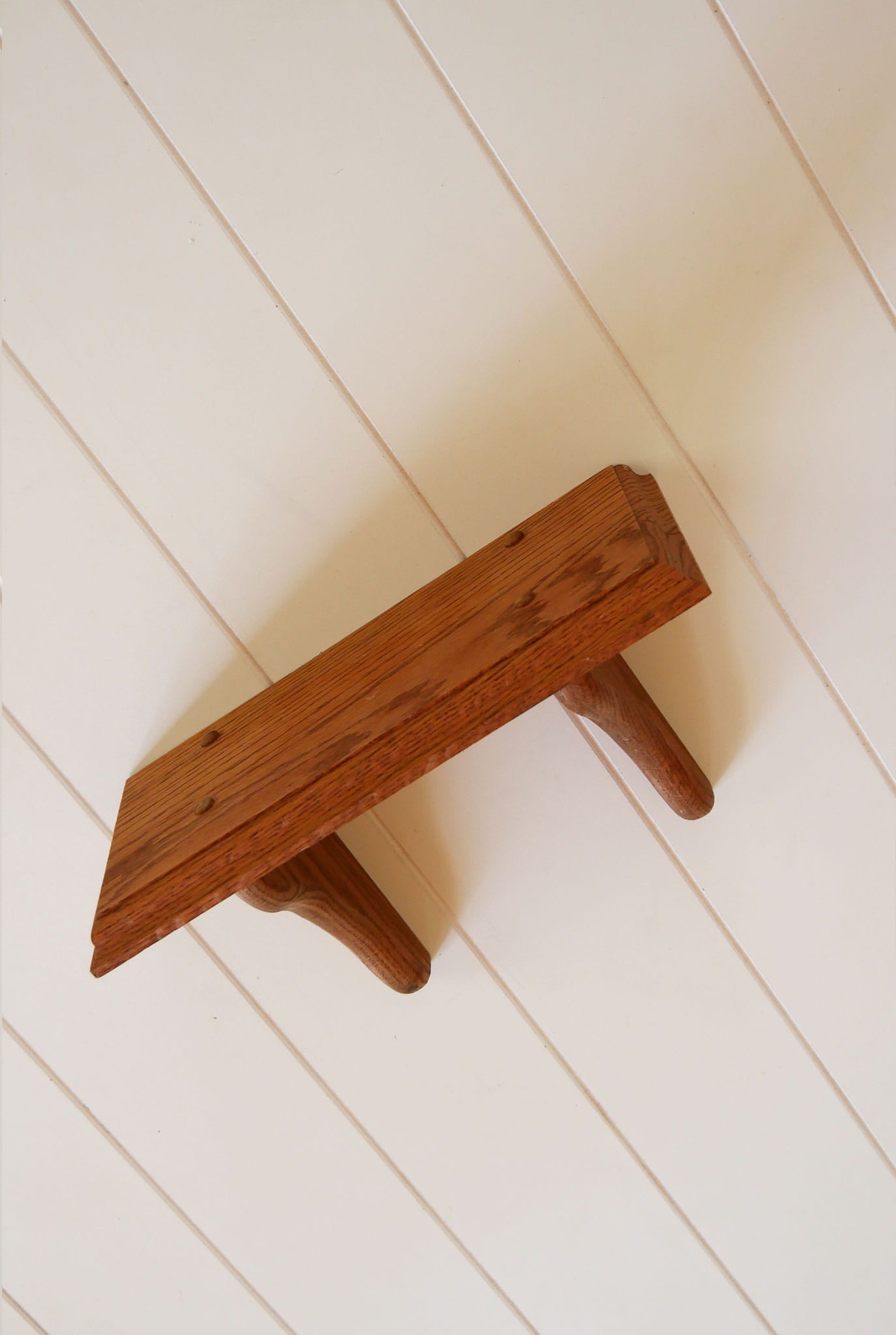 VIntage Oak Wall Mounted Shelf, Vintage Wood Wall Shelf, Vintage Cottage Wall Shelf, Vintage Wall Shelf, Vintage Cottagecore Wall Shelf, Vintage Farmhouse Wall Shelf, Vintage Oak Wood Wall Mounted SHelf
