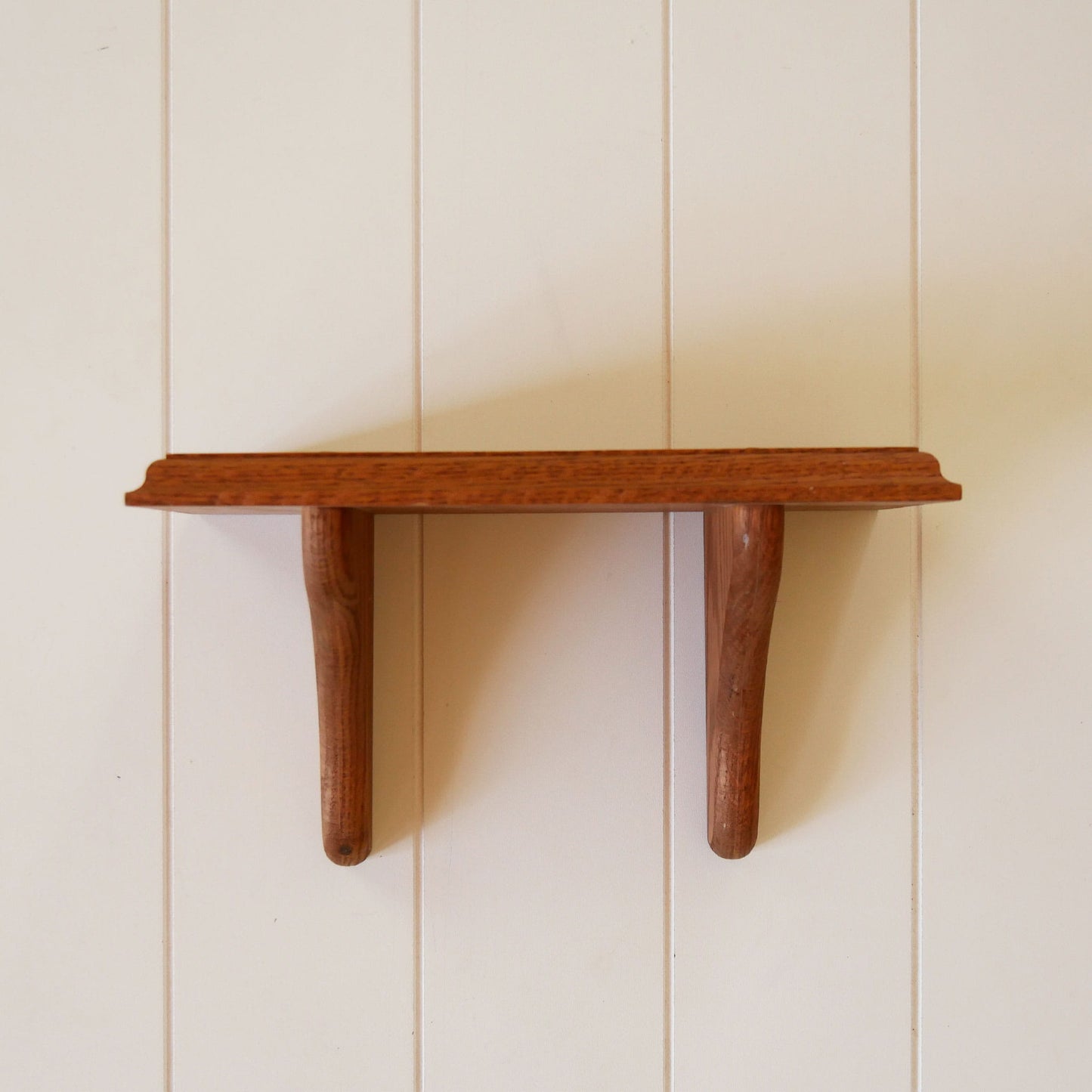 VIntage Oak Wall Mounted Shelf, Vintage Wood Wall Shelf, Vintage Cottage Wall Shelf, Vintage Wall Shelf, Vintage Cottagecore Wall Shelf, Vintage Farmhouse Wall Shelf, Vintage Oak Wood Wall Mounted SHelf