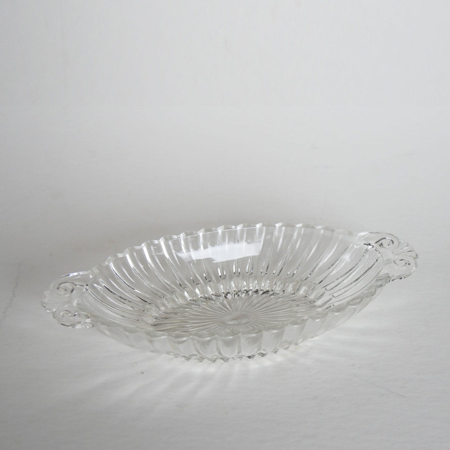 Vintage Pressed Glass Oval Dish, Vintage Etched Glass Dish, VIntage Mini OVal Dish, Vintage Jewlery Dish