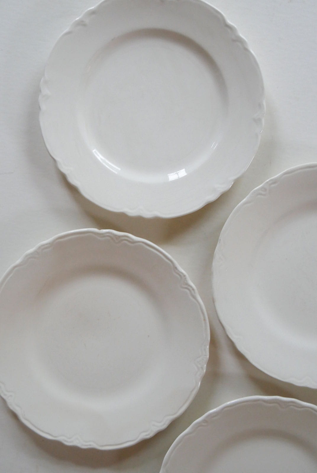 1938 Edwin Knowles Cream Ironstone Plate Collection, Vintage Plates, Vintage Plate Collection, Vintage Floral Scalloped Plates, Cottagecore Plate Wall, Cottage Plate Wall Collection