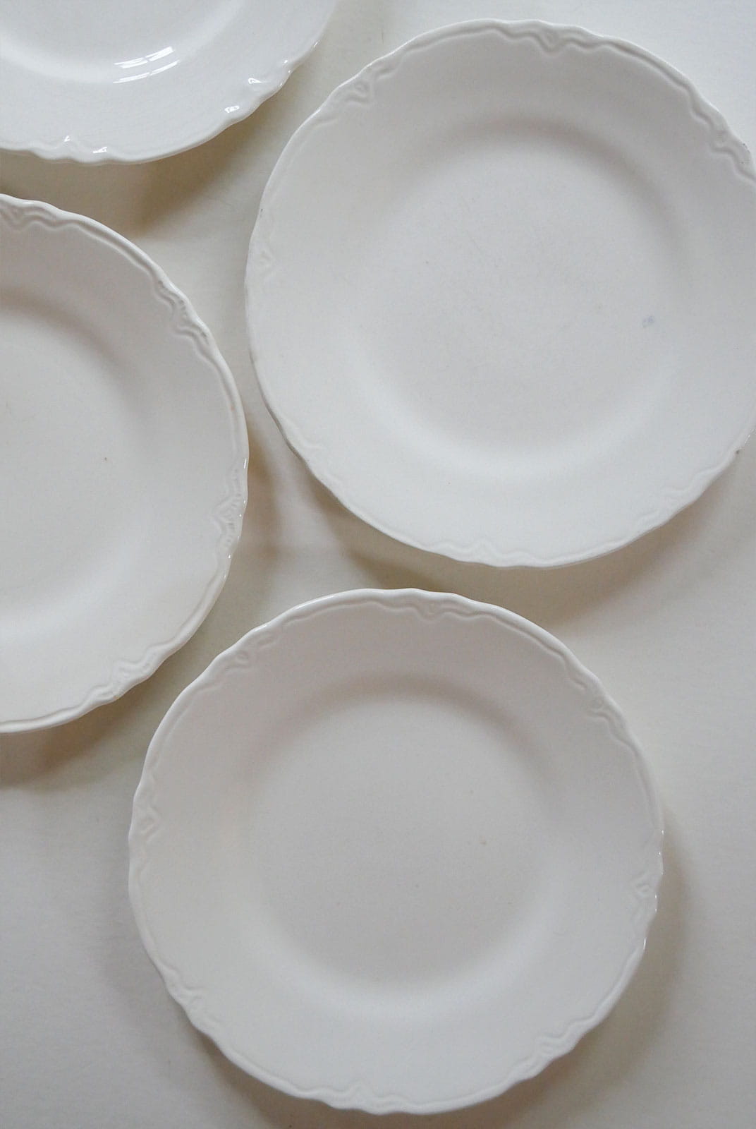 1938 Edwin Knowles Cream Ironstone Plate Collection, Vintage Plates, Vintage Plate Collection, Vintage Floral Scalloped Plates, Cottagecore Plate Wall, Cottage Plate Wall Collection