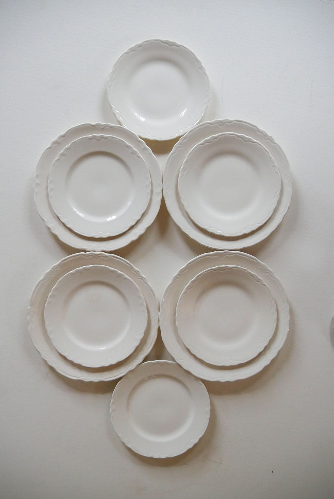 1938 Edwin Knowles Cream Ironstone Plate Collection, Vintage Plates, Vintage Plate Collection, Vintage Floral Scalloped Plates, Cottagecore Plate Wall, Cottage Plate Wall Collection
