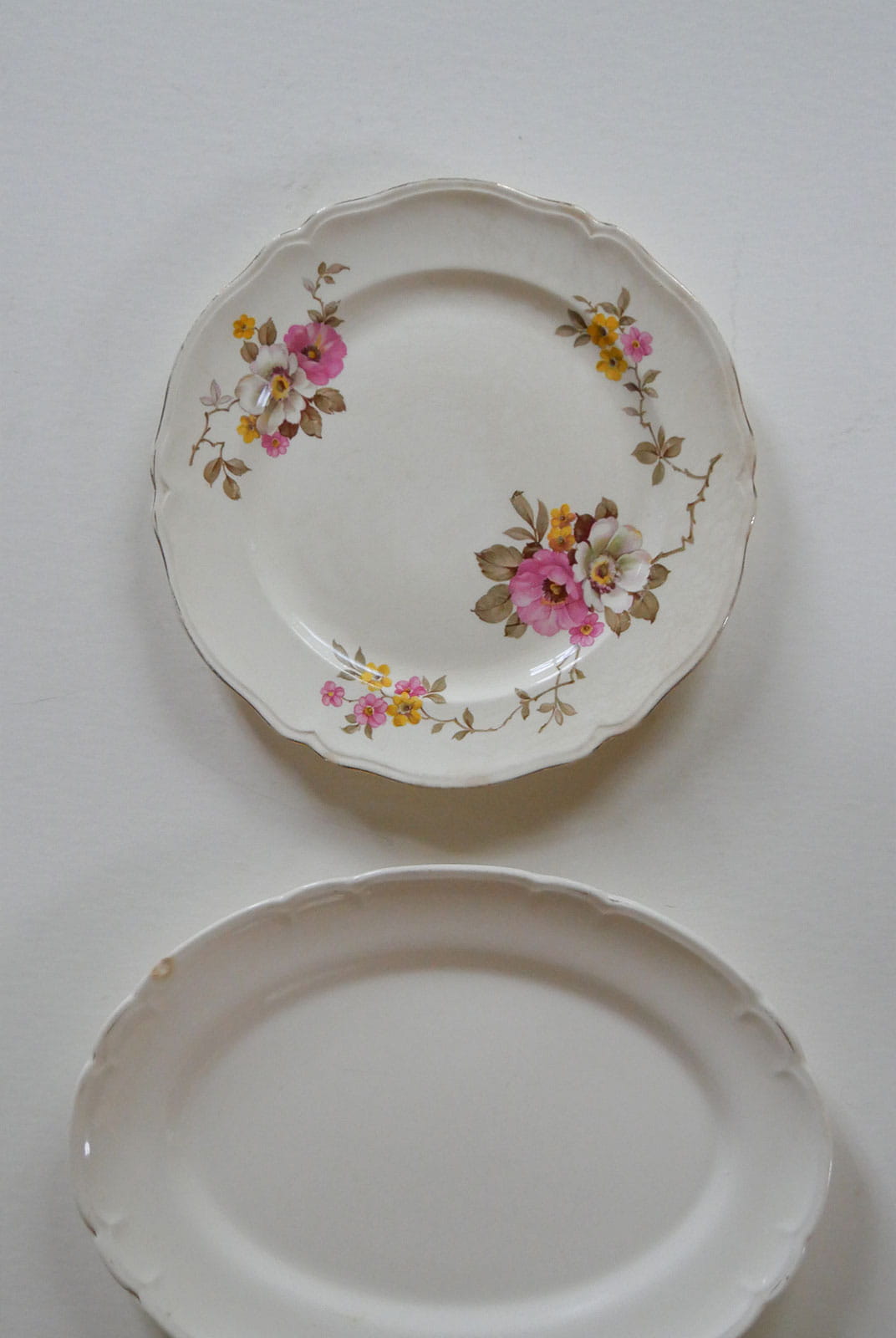 1938 Edwin Knowles Blossom Time Plate Collection, Vintage Plates, Vintage Plate Collection, Vintage Floral Scalloped Plates, Cottagecore Plate Wall, Cottage Plate Wall Collection