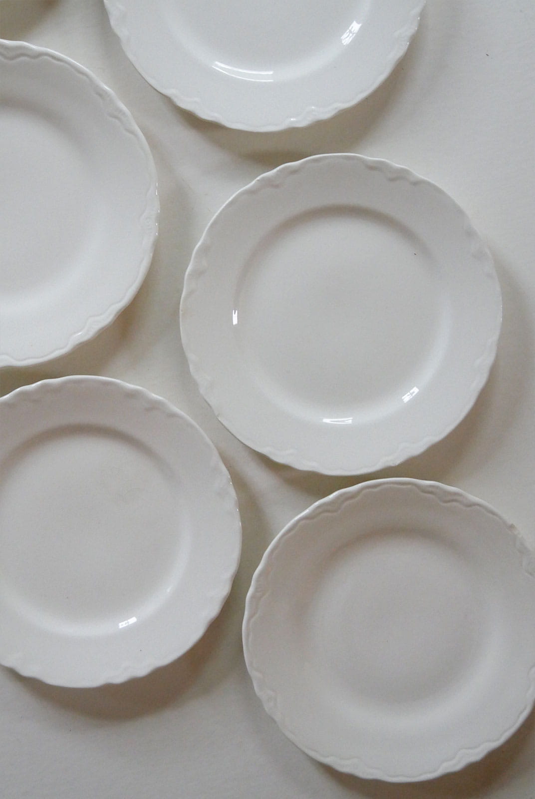 1938 Edwin Knowles Cream Ironstone Plate Collection, Vintage Plates, Vintage Plate Collection, Vintage Floral Scalloped Plates, Cottagecore Plate Wall, Cottage Plate Wall Collection