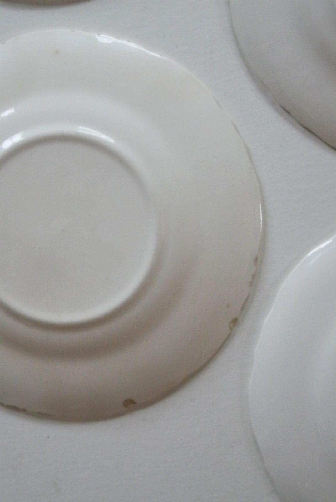 1938 Edwin Knowles Cream Ironstone Plate Collection, Vintage Plates, Vintage Plate Collection, Vintage Floral Scalloped Plates, Cottagecore Plate Wall, Cottage Plate Wall Collection