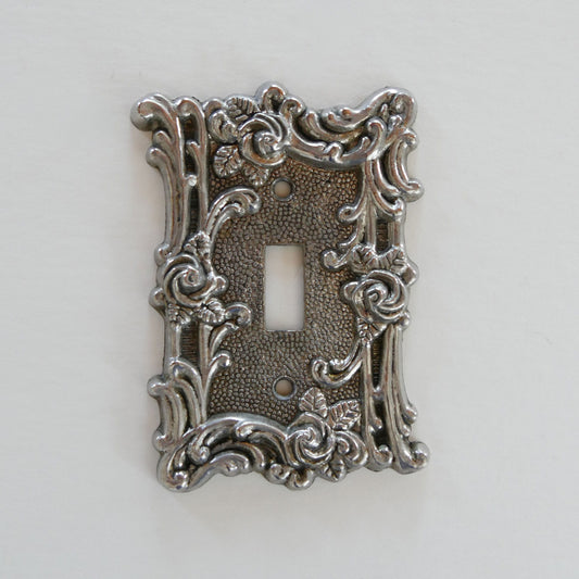 Vintage Ornate Floral Metal Single Light Switch Cover, Vintage Light Cover, Vintage Floral Light Cover, Vintage Metal Light Cover, Vintage Light Switch Cover