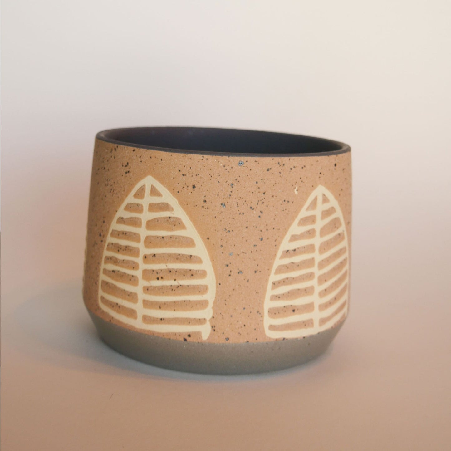 Leaf Motif Pottery Planter, Organic Planter Pottery Vase, Vintage Pottery Vase, Leaf Design Pottery