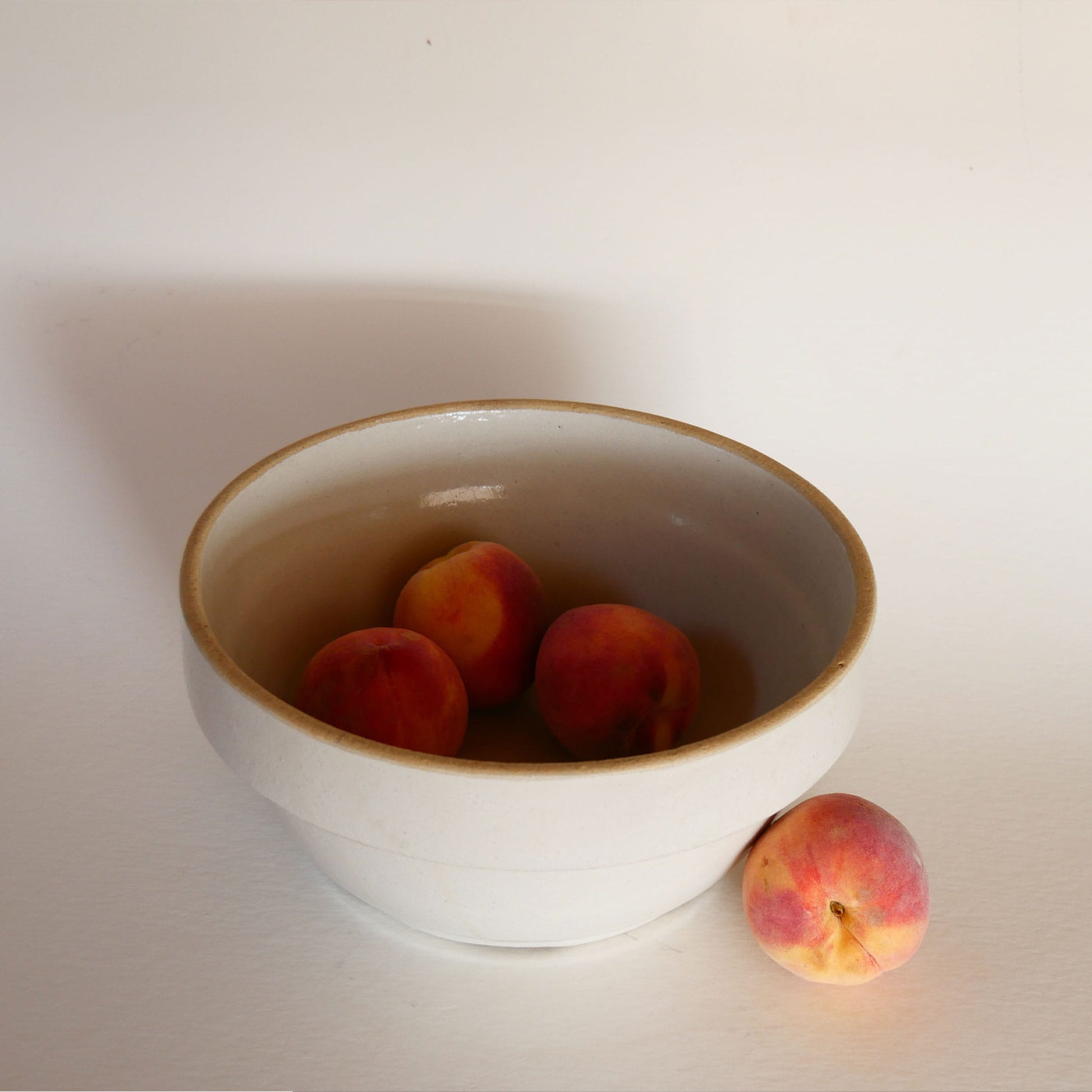 Vintage Crock Bowl, Stoneware Salt Glaze Bowl, Salt Glazed Crock Bowl, Vintage Stoneware Bread Bowl, Vintage Kitchen Decor, Primitive Stoneware, Primtive Salt Glaze Bowl, Vintage Beige Stoneware Bowl