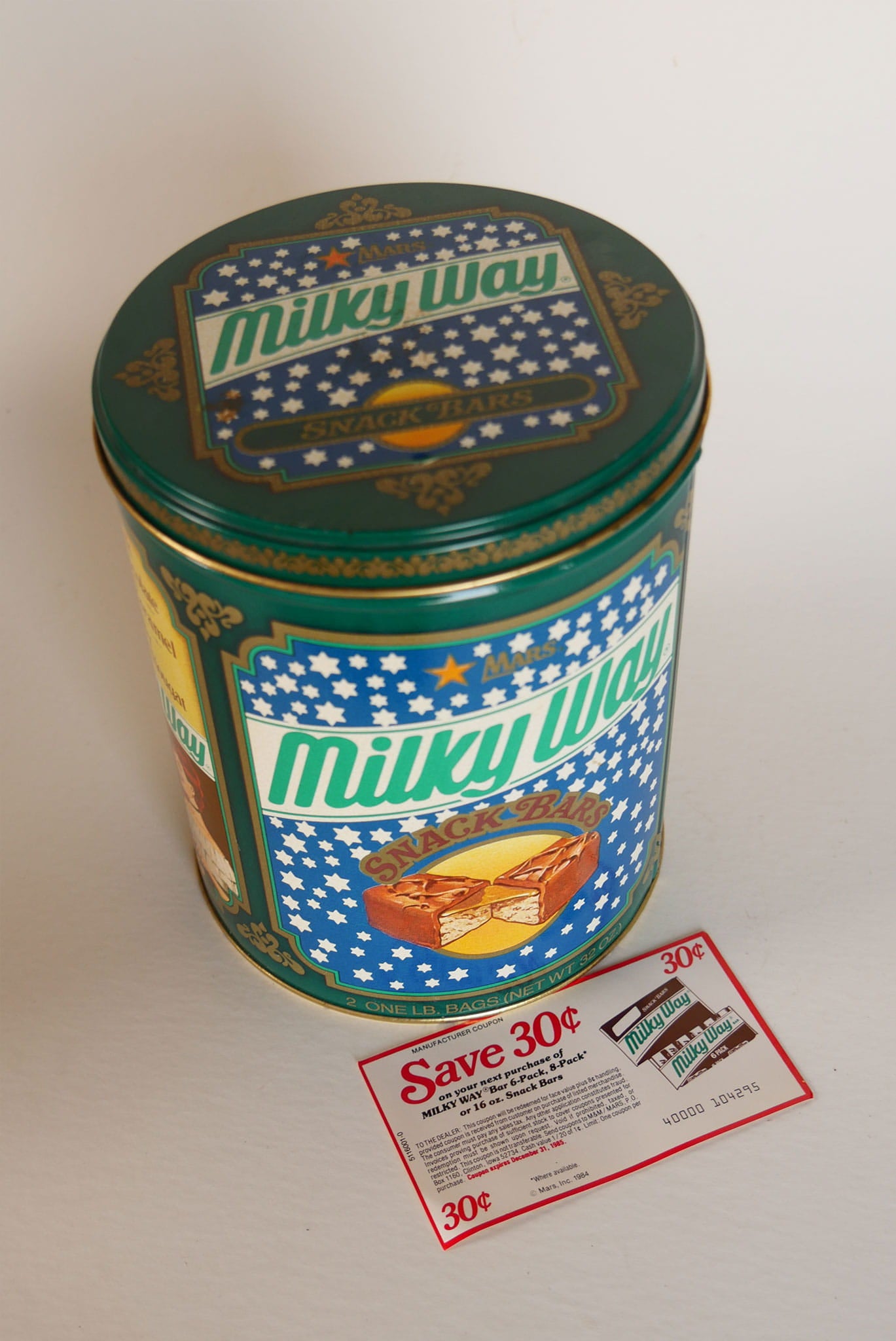 Vintage 32oz Milky Way Tin Container, Vintage Candy Tin, Vintage Chocolate Tin, Vintage Tin, Vintage Milky Way Container Vintage Chocolate Tin Container, Vintage 32 ounce Candy Tin