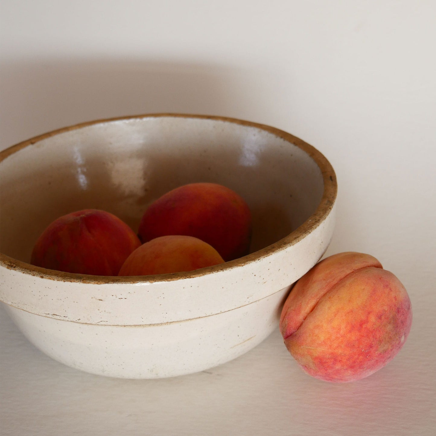 Vintage Crock Bowl, Stoneware Salt Glaze Bowl, Salt Glazed Crock Bowl, Vintage Stoneware Bread Bowl, Vintage Kitchen Decor, Primitive Stoneware, Primtive Salt Glaze Bowl, Vintage Beige Stoneware Bowl