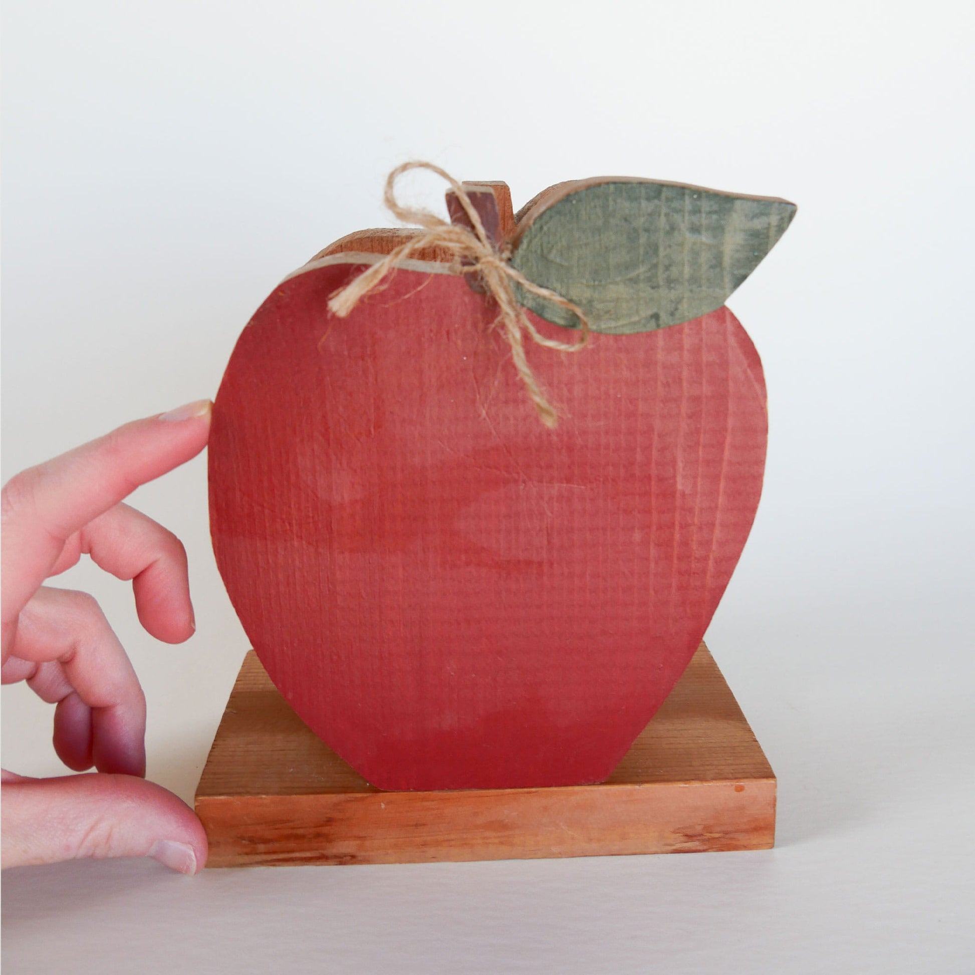 Vintage Wood Apple Napkin Holder, COuntry Kitchen Decor, Vintage Country Kitchen Decor, Apple Kitchen Decor, Vintage Apple Decor, Vintage Kitchen Decor, Vintage HOme Decor