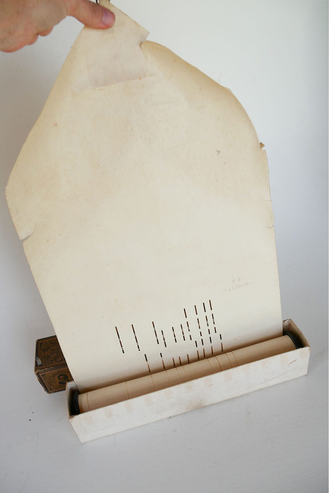 Vintage Arto Word Roll Box, Antique Piano Music Scroll, Antique Music Scroll, Vintage Music Scroll, Vintage Piano Music Sheet, Vintage Piano Music Scroll, Antique Piano Music Sheet