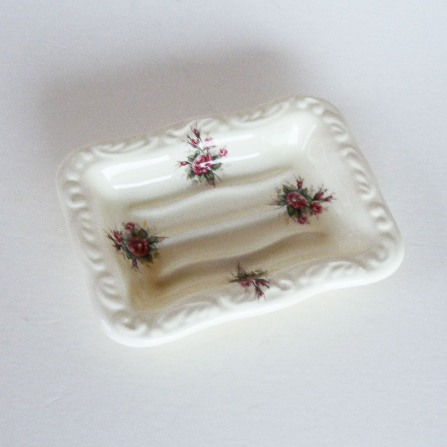 Vintage VB Athena Ceramic Rosebud Soap Dish, Vintage Floral Bathroom Decor, Vintage Floral Decor, Vintage Cottage Decor, Cottagecore Bathroom, Vintage Home Decor