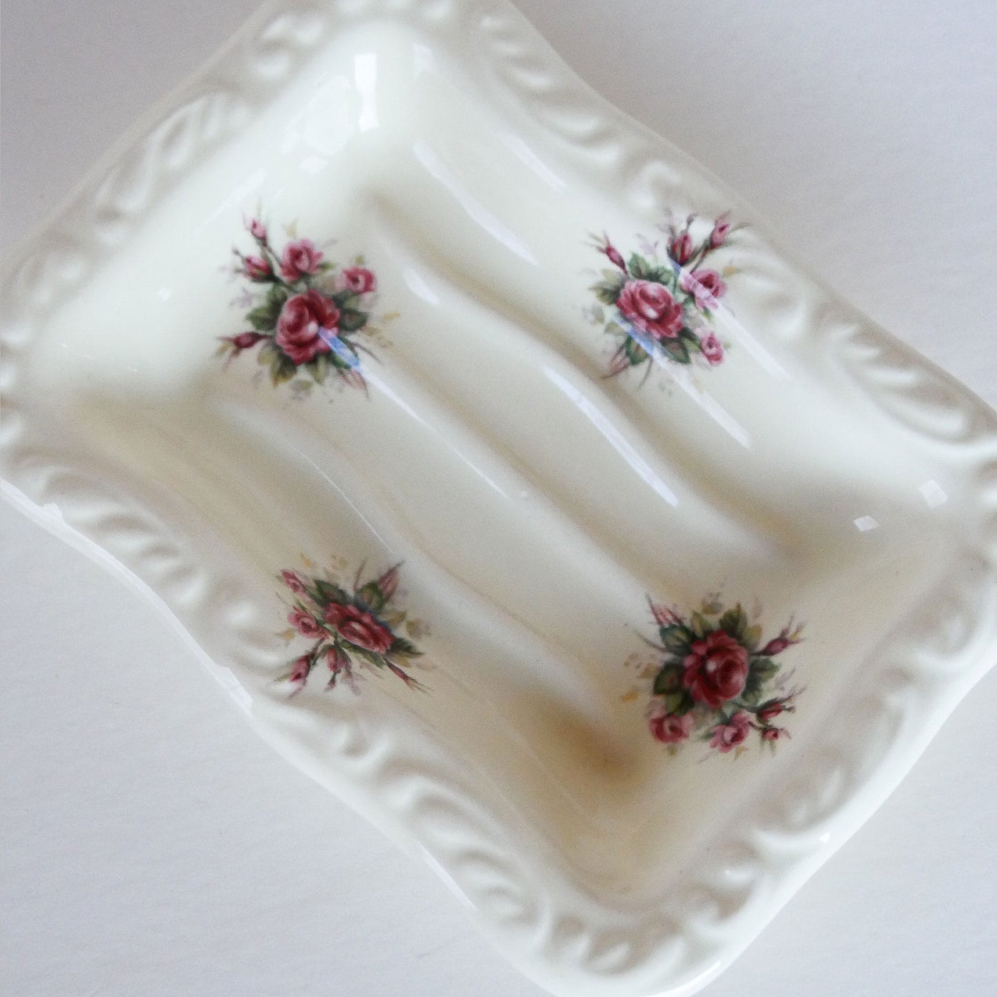 Vintage VB Athena Ceramic Rosebud Soap Dish, Vintage Floral Bathroom Decor, Vintage Floral Decor, Vintage Cottage Decor, Cottagecore Bathroom, Vintage Home Decor