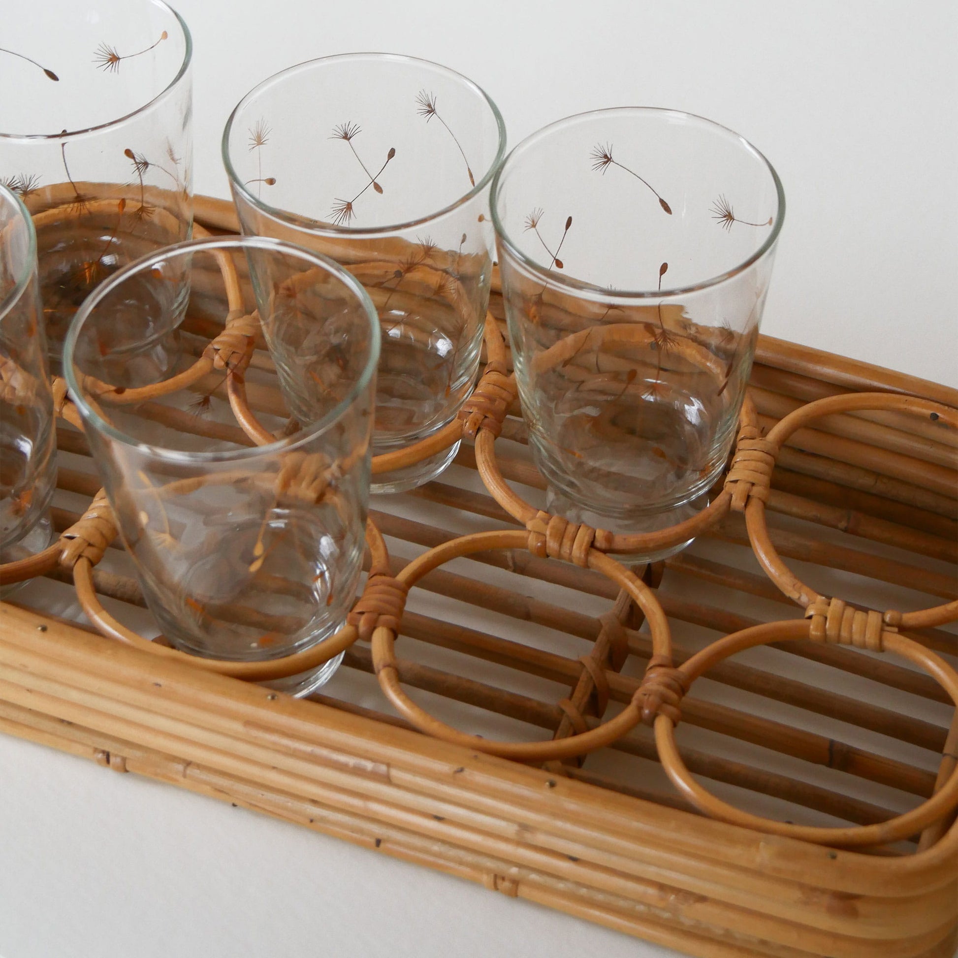 Vintage Bamboo Drink Tray, MCM Bamboo Tray, Vintage Wicker Tray, Wicker Drink Tray, Bamboo Drink Tray, Vintage Tray, Vintage Wicker Tray, Vintage MCM Tray, Vintage Home Decor