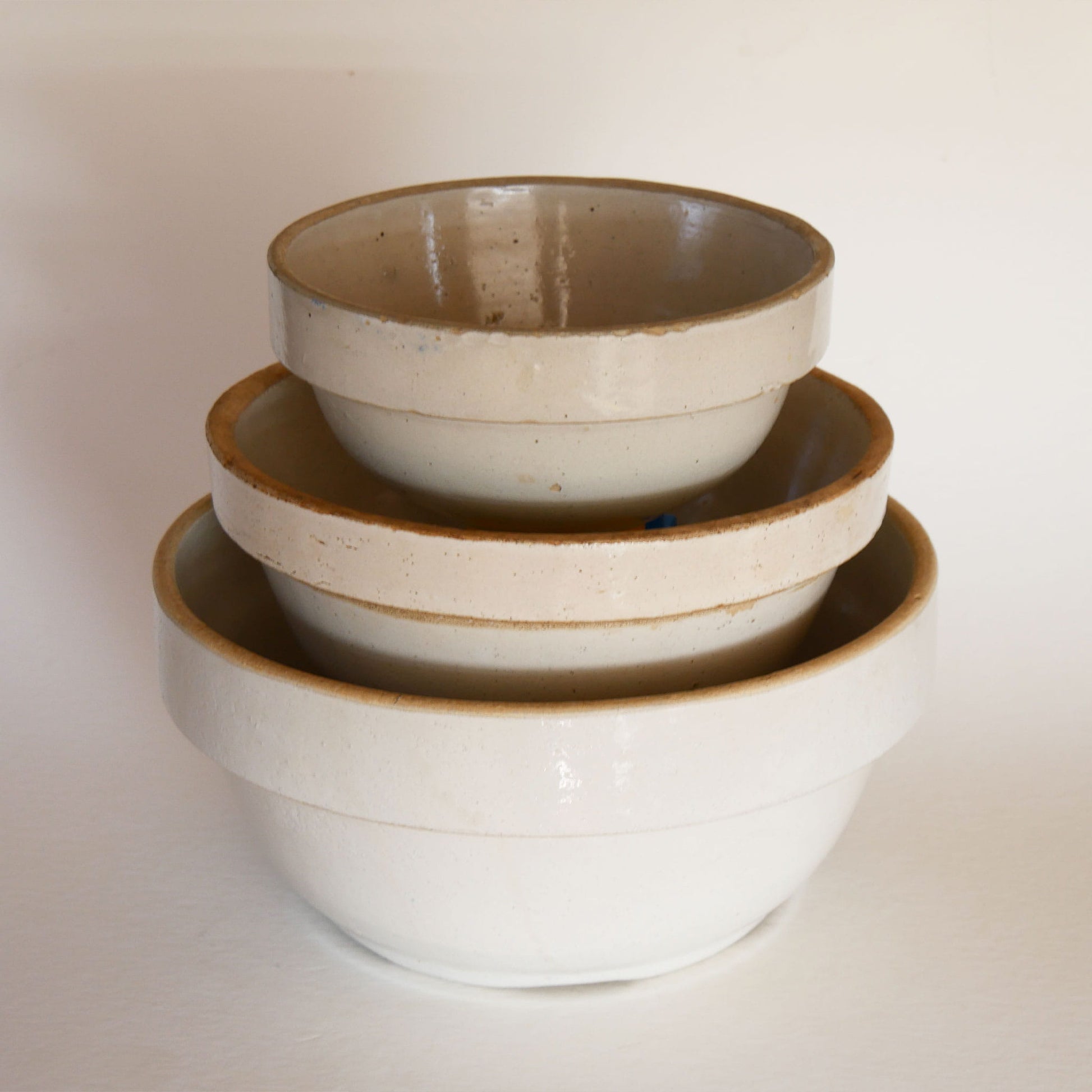 Vintage Crock Bowl, Stoneware Salt Glaze Bowl, Salt Glazed Crock Bowl, Vintage Stoneware Bread Bowl, Vintage Kitchen Decor, Primitive Stoneware, Primtive Salt Glaze Bowl, Vintage Beige Stoneware Bowl