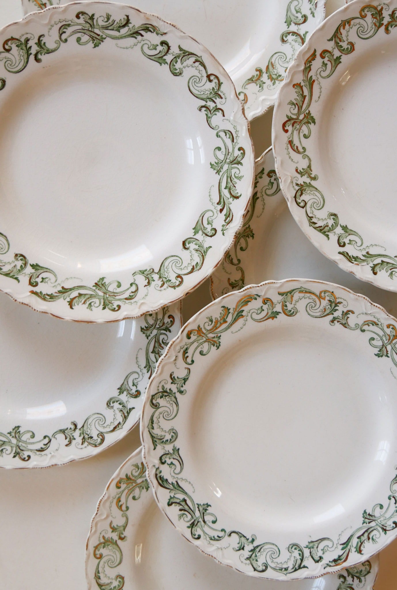 Vintage Berkeley J&G Meakin Hanley England Green Floral Plate Collection, Set of 8, Vintage Green England Plates, Vintage Made in England Plates, VIntage Plate COllection, Vintage Green Floral Plate Collection, Vintage Green Floral Plate Wall, Vintage Plate WAll Collection, Vintage Made in England Plates