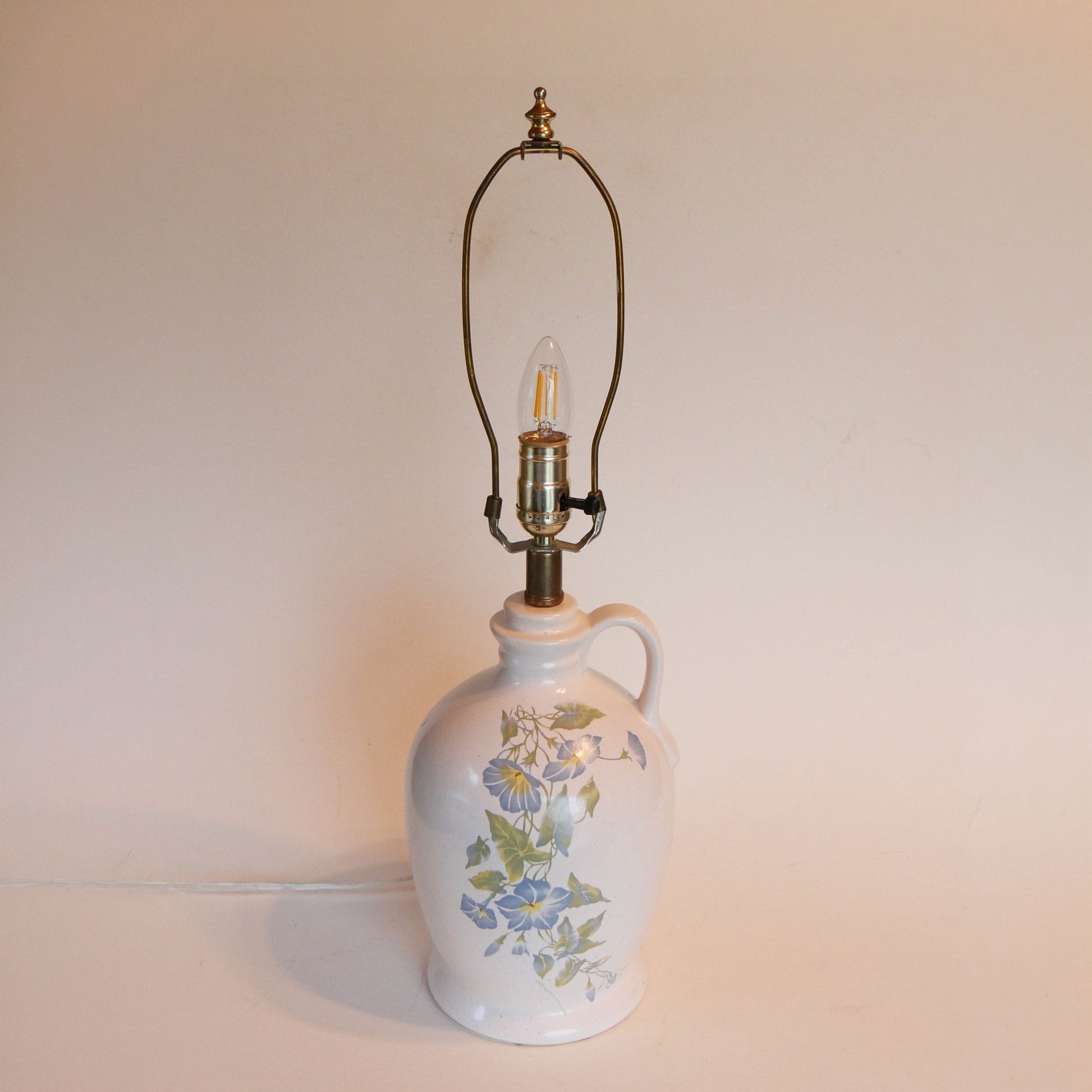 Vintage Blue Floral Ceramic Jug Table Lamp, Cottage Light, Vintage Cottagecore Lighting, Vintage Cottage Lighting, Vintage Cottagecore Lamp, Cottagecore Table Lamp
