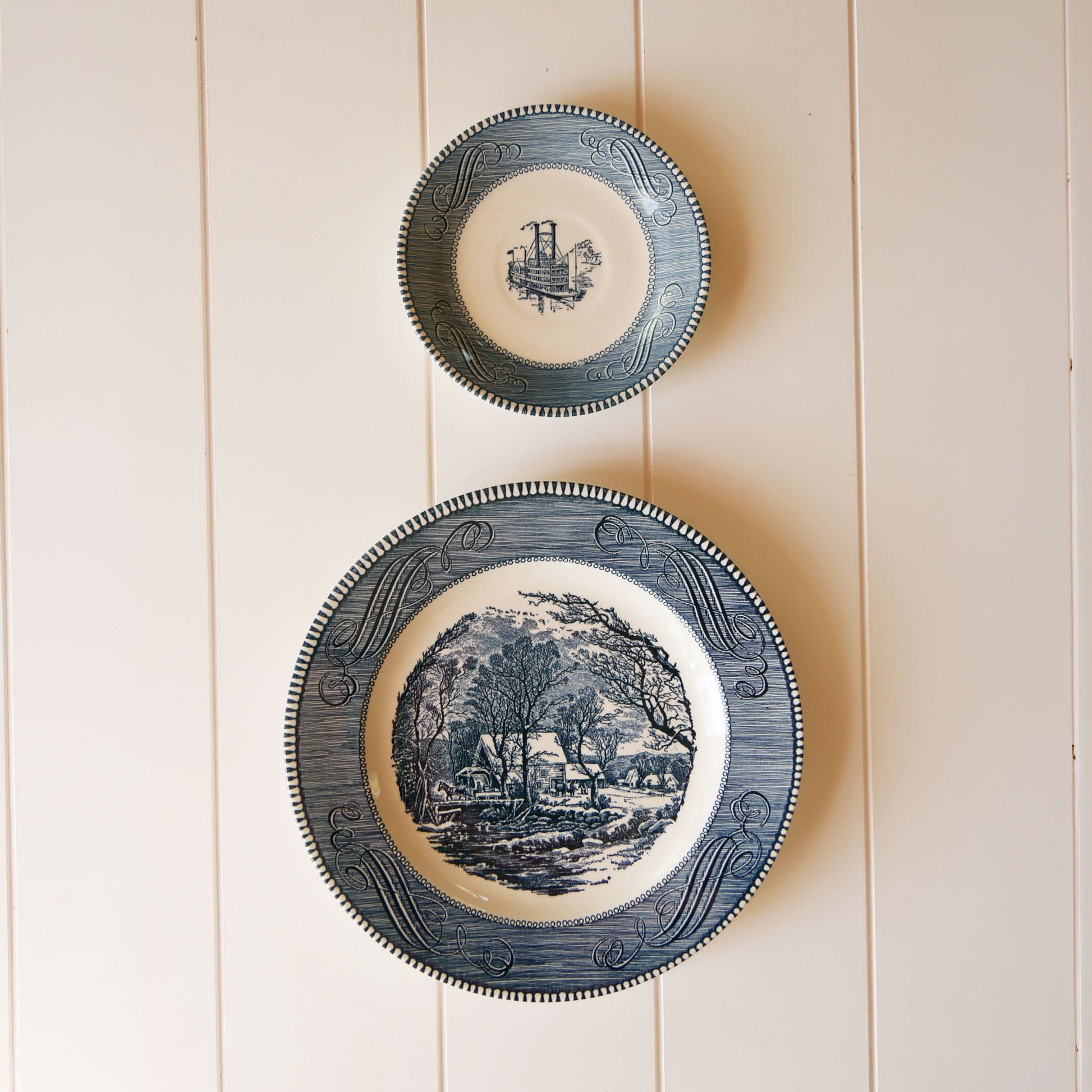 Blue and White Currier & Ives Plate Pair, Blue and White Plate Decor, Vintage Plate Wall, Vintage Currier and Ives Plates, VIntage Blue and White Plate Wall