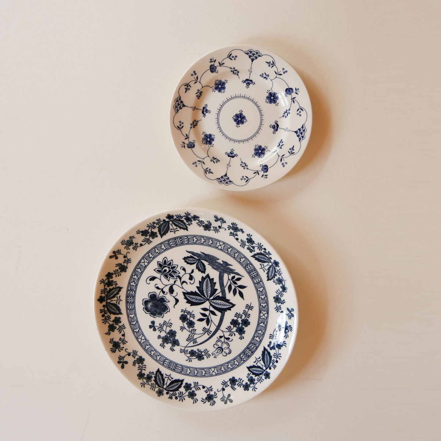 Vintage Blue & White Vintage Plate Wall Collection, Blue and White PLate Wall, Vintage Plate Wall, Blue and White Cottage Plate Wall, Cottagecore Plate Wall, Vintage Blue and White Vintage Plate Wall, Vintage Plates, Vintage Blue and White Plates, Cottage Plate Wall