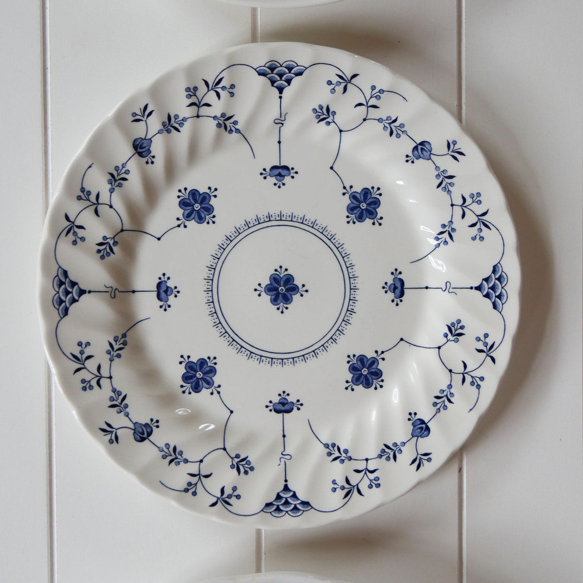 Vintage Blue and White Plate Set of 3, Vintage Plate Wall, Vintage Cottage Wall Decor, Vintage COttage Plate Wall, Vintage Cottagecore Wall Decor, Vintage Plates, Vintage Blue and White Plate Wall