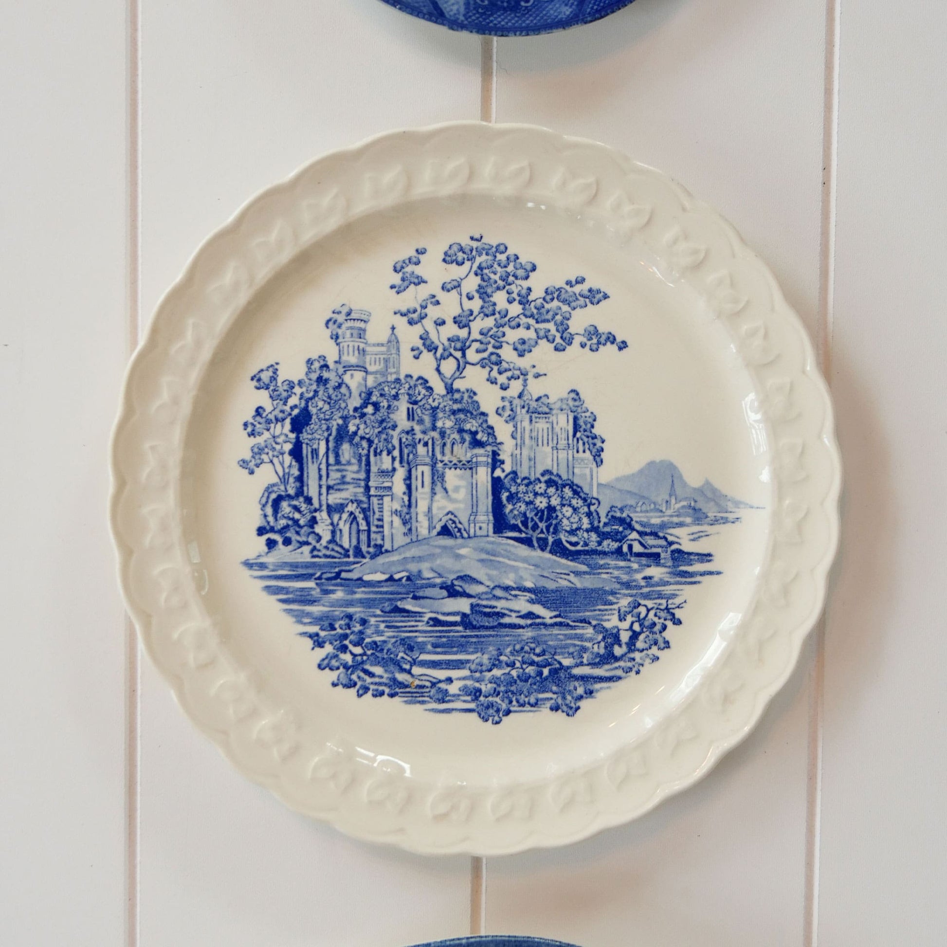 Vintage Blue and White Plate Gallery Wall Collection, Set of 3, Blue and White Plate Gallery Wall, Vintage Blue and White Plate Wall, Vintage Plate Wall