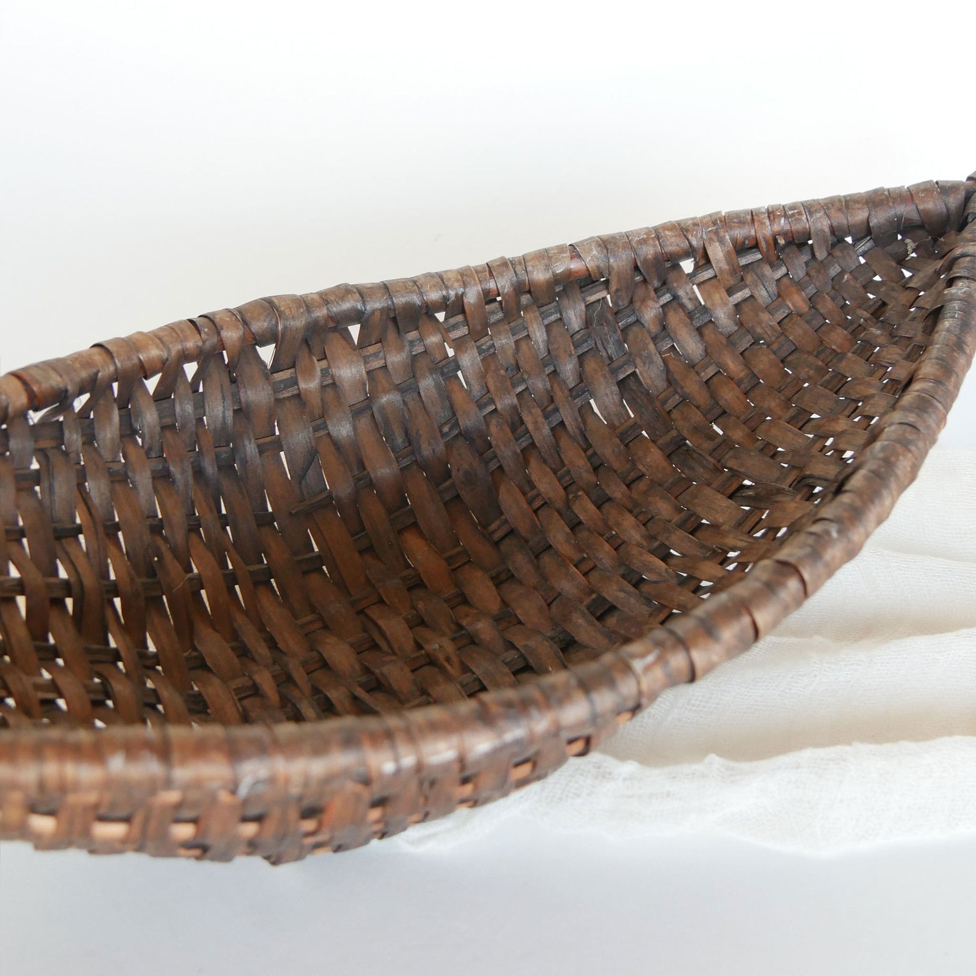 Vintage Boat Woven Wicker Bread Basket, Dark Brown Vintage BreadBasket Vintage Basket Tray Vintage Dark Brown Boat Basket