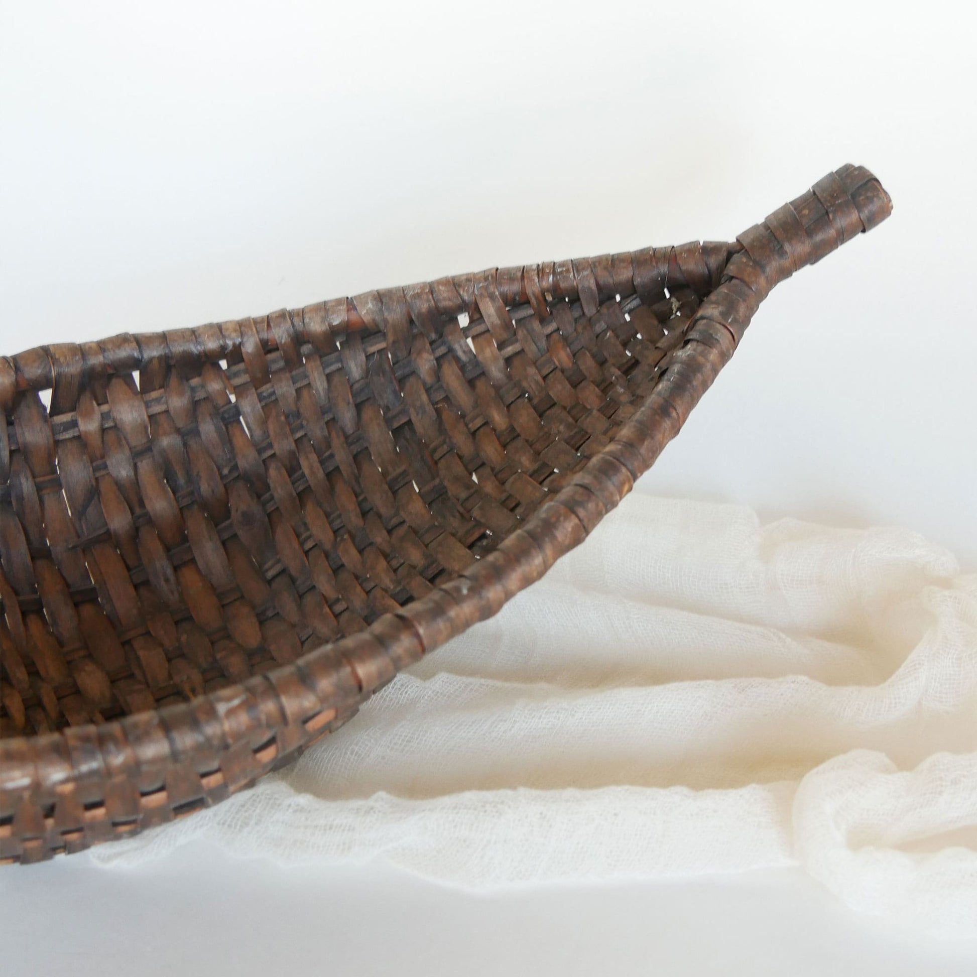 Vintage Boat Woven Wicker Bread Basket, Dark Brown Vintage BreadBasket Vintage Basket Tray Vintage Dark Brown Boat Basket