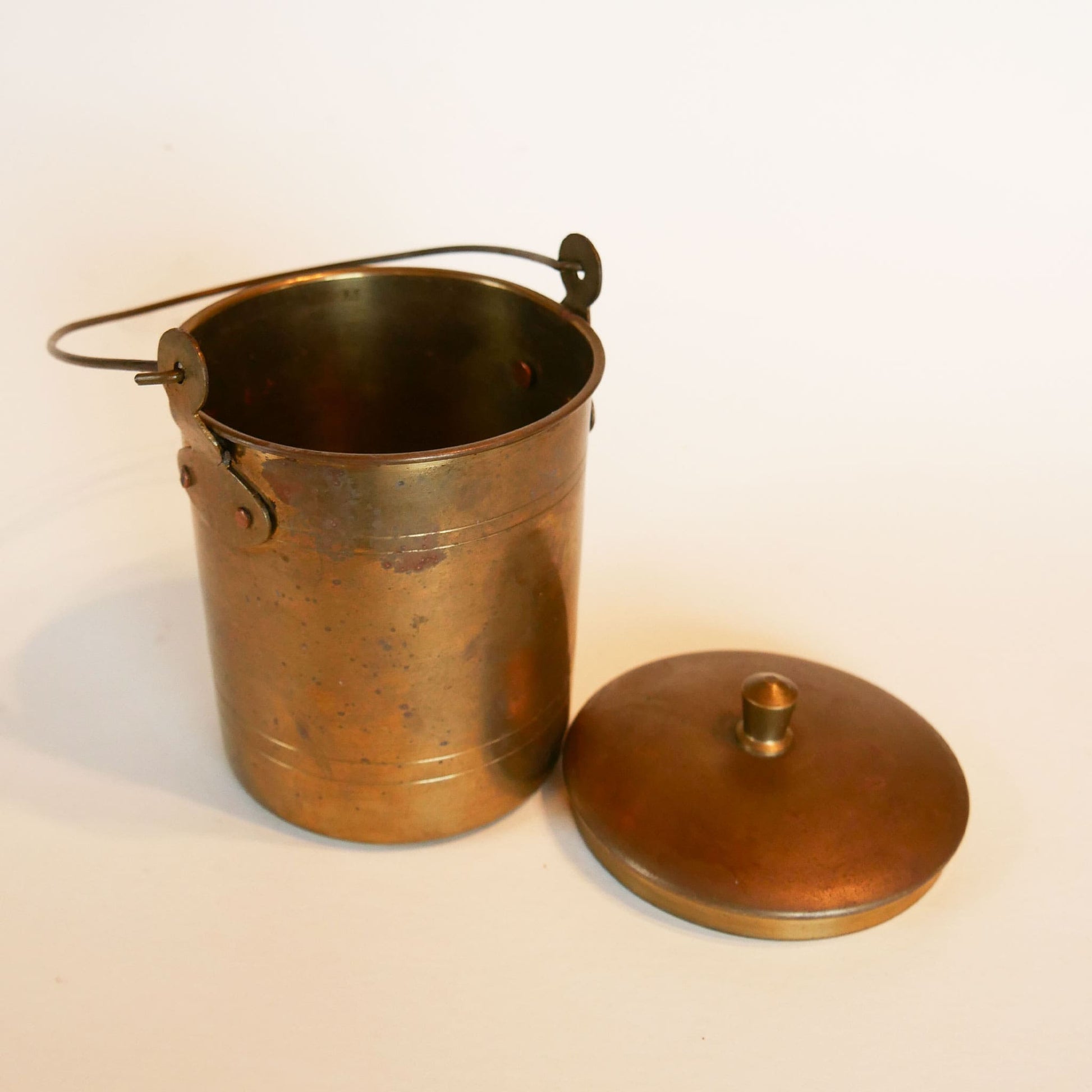 Vintage Brass Container with Lid and Swing Handle, Vintage Brass Decor, VIntage Home Decor, Vintage Farmhouse Decor