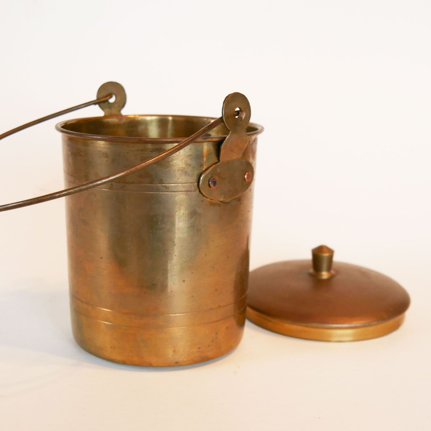 Vintage Brass Container with Lid and Swing Handle, Vintage Brass Decor, VIntage Home Decor, Vintage Farmhouse Decor