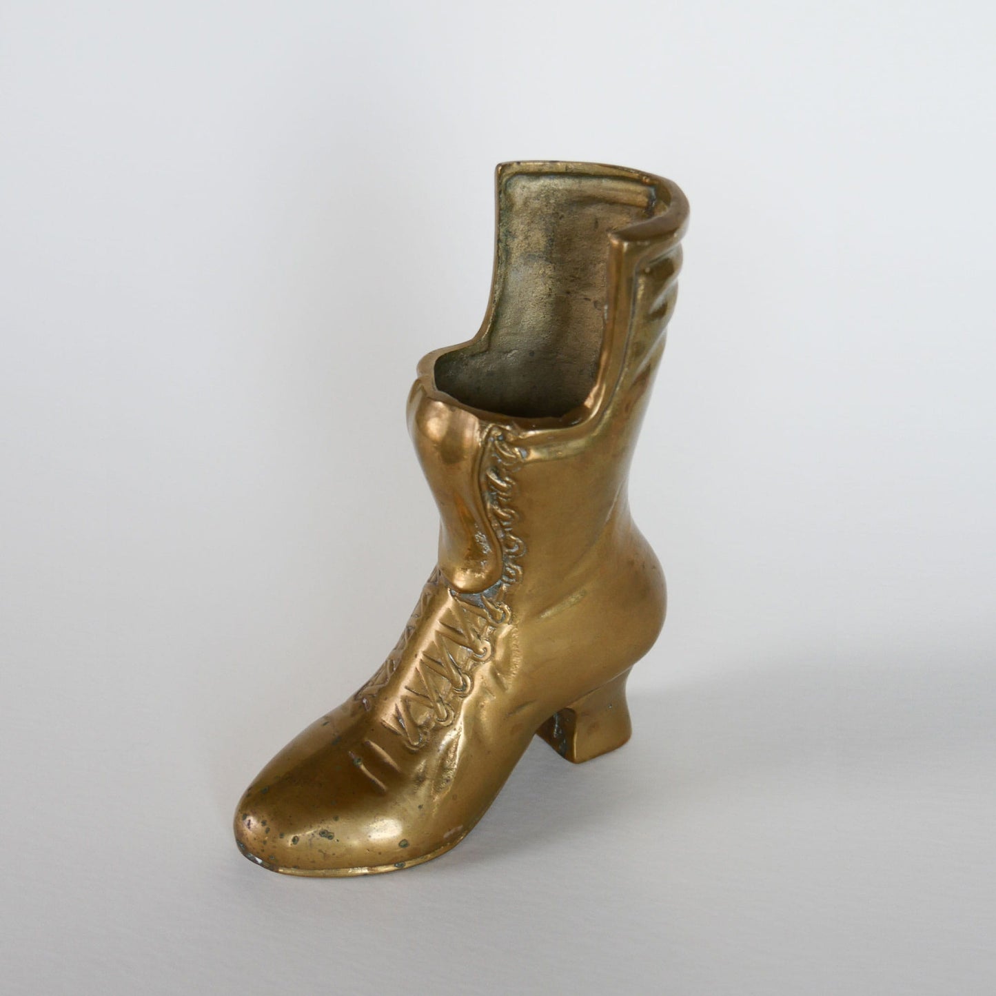 Brass Victorian Lace Up Boot Planter, VIntage BRass Decor, Vintage Brass Planter, Vintage Brass Womens Boot Planter, Vintage Brass Victorian Boot, Vintage Home Decor