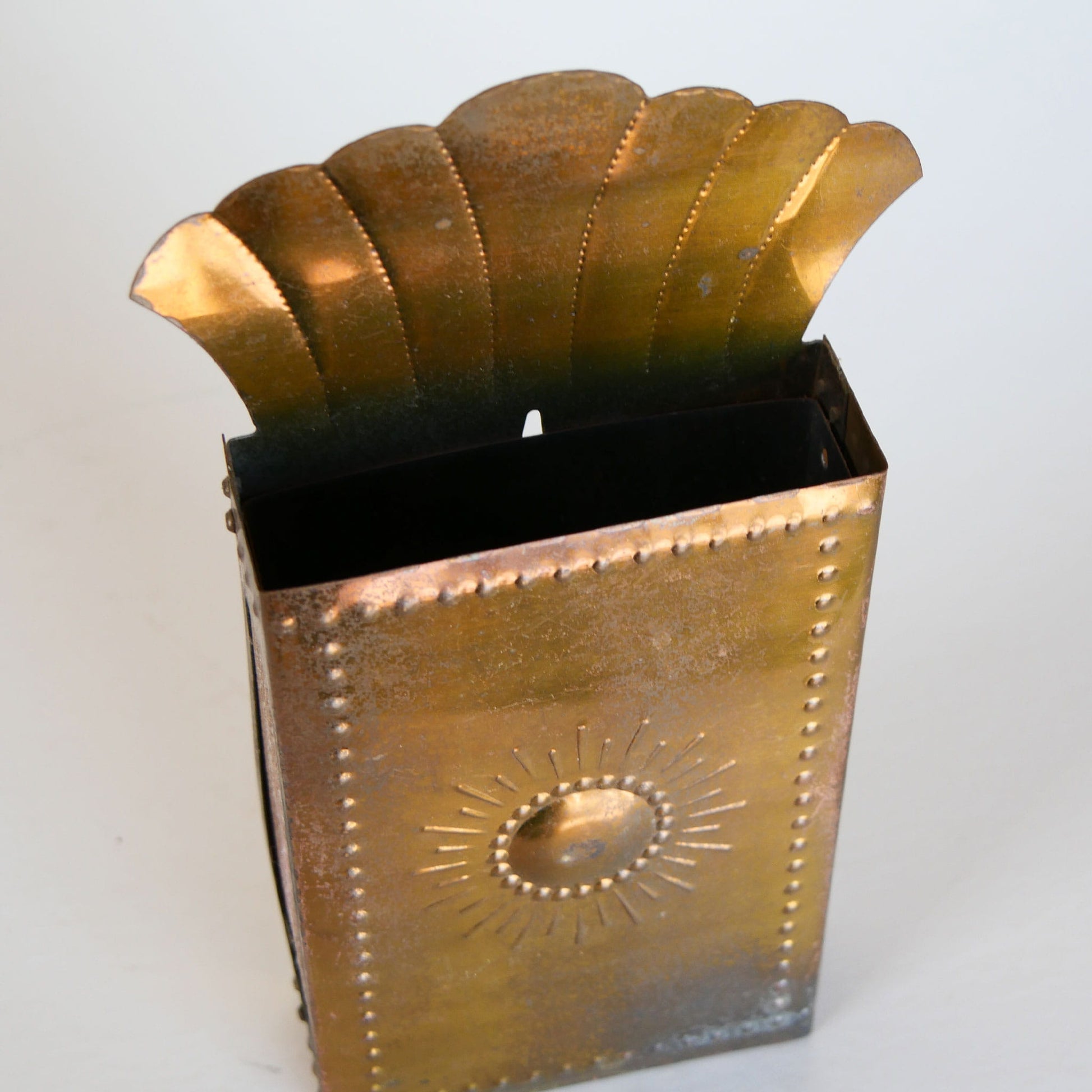 Vintage Brass Matchstick Box, Wall Matchbox Holder, Vintage Brass Wall Decor, Vintage Brass Matchbox Holder, Vintage Wall Decor