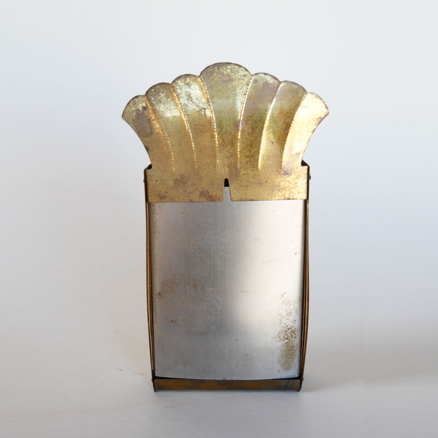 Vintage Brass Matchstick Box, Wall Matchbox Holder, Vintage Brass Wall Decor, Vintage Brass Matchbox Holder, Vintage Wall Decor