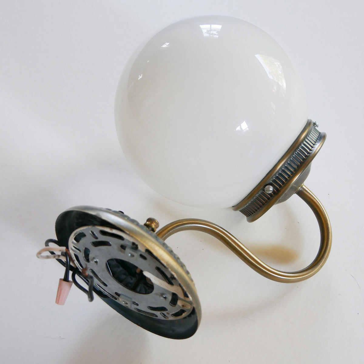 Vintage Brass Wall Sconce with Opal Glass Globe (4), Vintage Brass Wall LIghts, VIntage Brass and Globe Wall Lights, VIntage Brass Wall Sconce LIghts