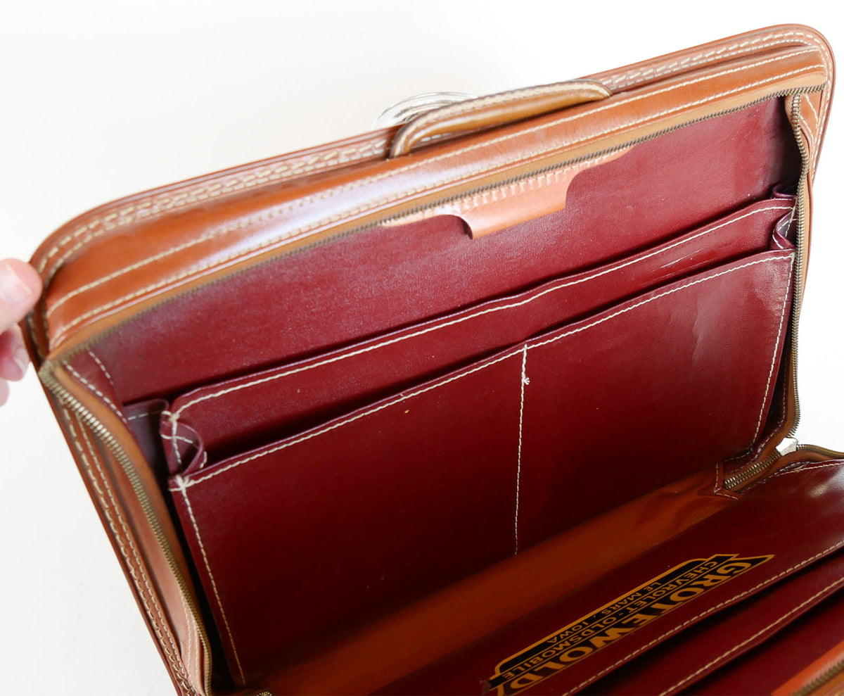 Vintage Brown Leather Briefcase, Vintage Bag, Vintage Leather Bag, Vintage Leather Handbag, Vintage Camel Leather Briefcase, Vintage Leather Briefcase, Vintage Camel Leather Portfolio, Vintage Leather Porfolio, VIntage CHevy Salesman Memorbilia