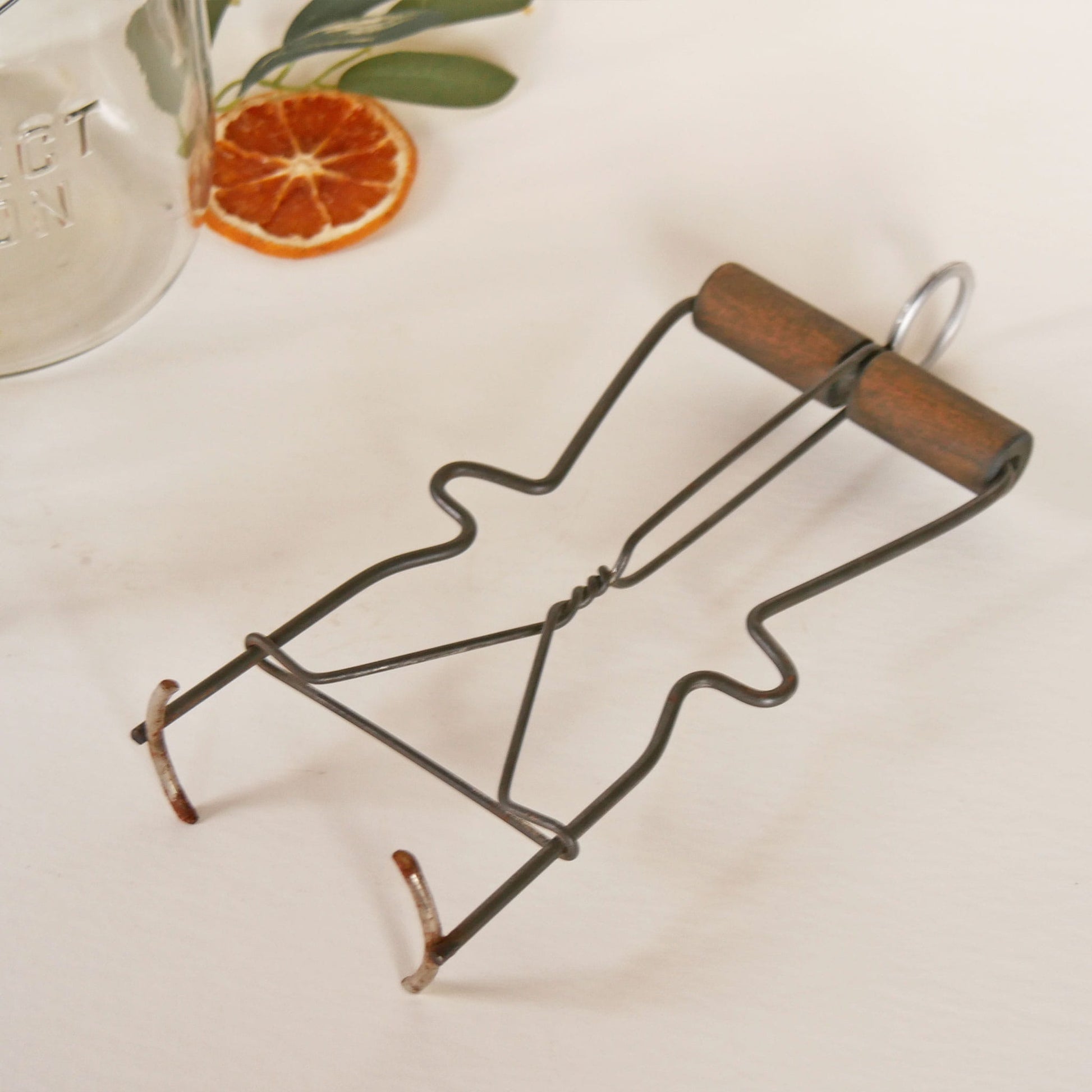 1940s Vintage Wire and Wooden Handle Canning Jar Lifter, Farmhouse Canning Decor, Vintage Canning Decor, Antique Canning Decor, Vintage Canning Jar HOlder, Primitive Canning Decor