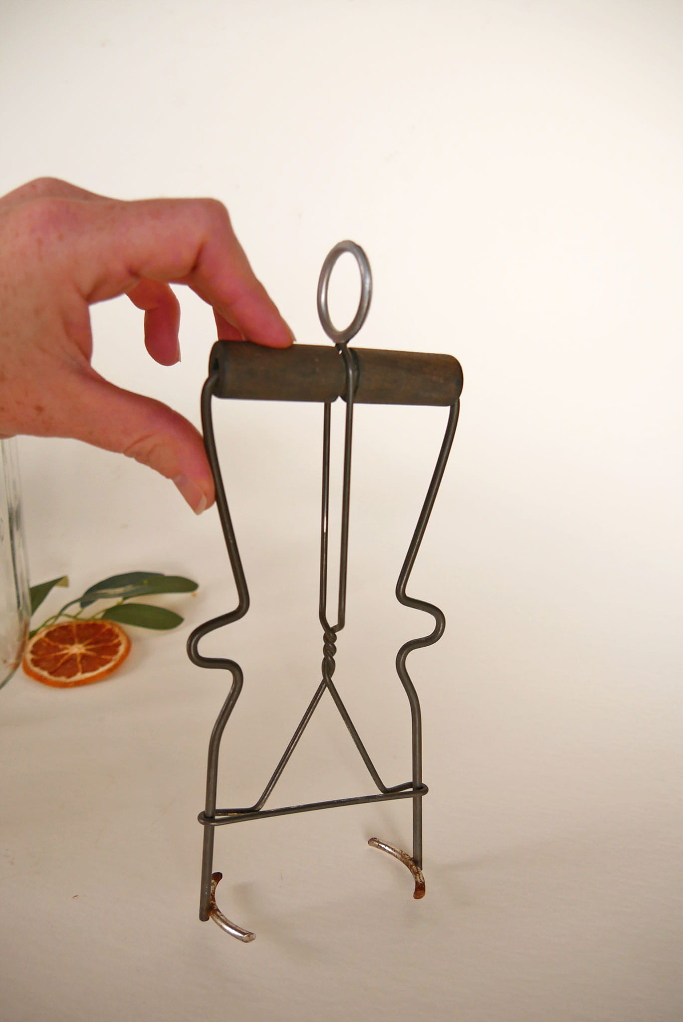 1940s Vintage Wire and Wooden Handle Canning Jar Lifter, Farmhouse Canning Decor, Vintage Canning Decor, Antique Canning Decor, Vintage Canning Jar HOlder, Primitive Canning Decor