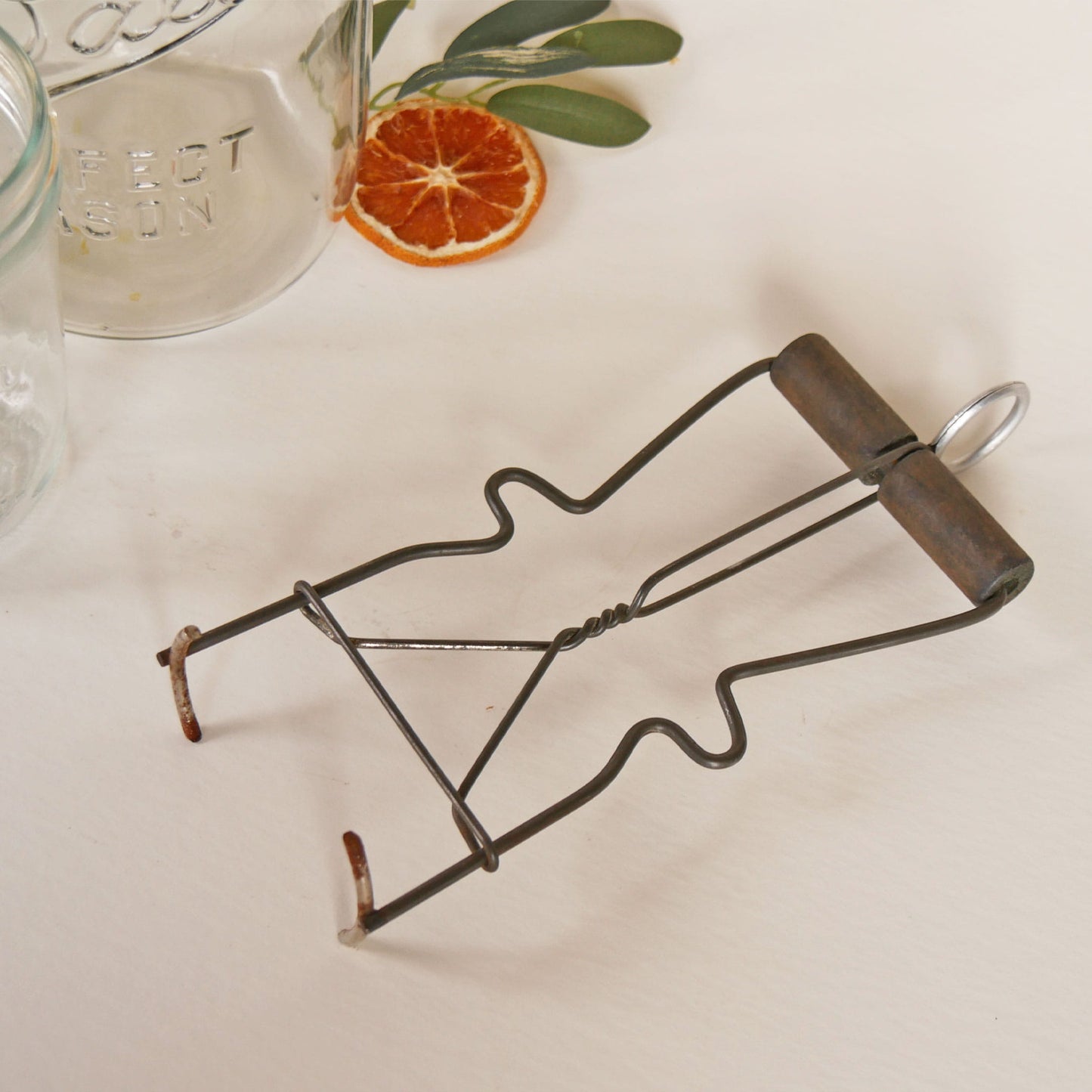 1940s Vintage Wire and Wooden Handle Canning Jar Lifter, Farmhouse Canning Decor, Vintage Canning Decor, Antique Canning Decor, Vintage Canning Jar HOlder, Primitive Canning Decor