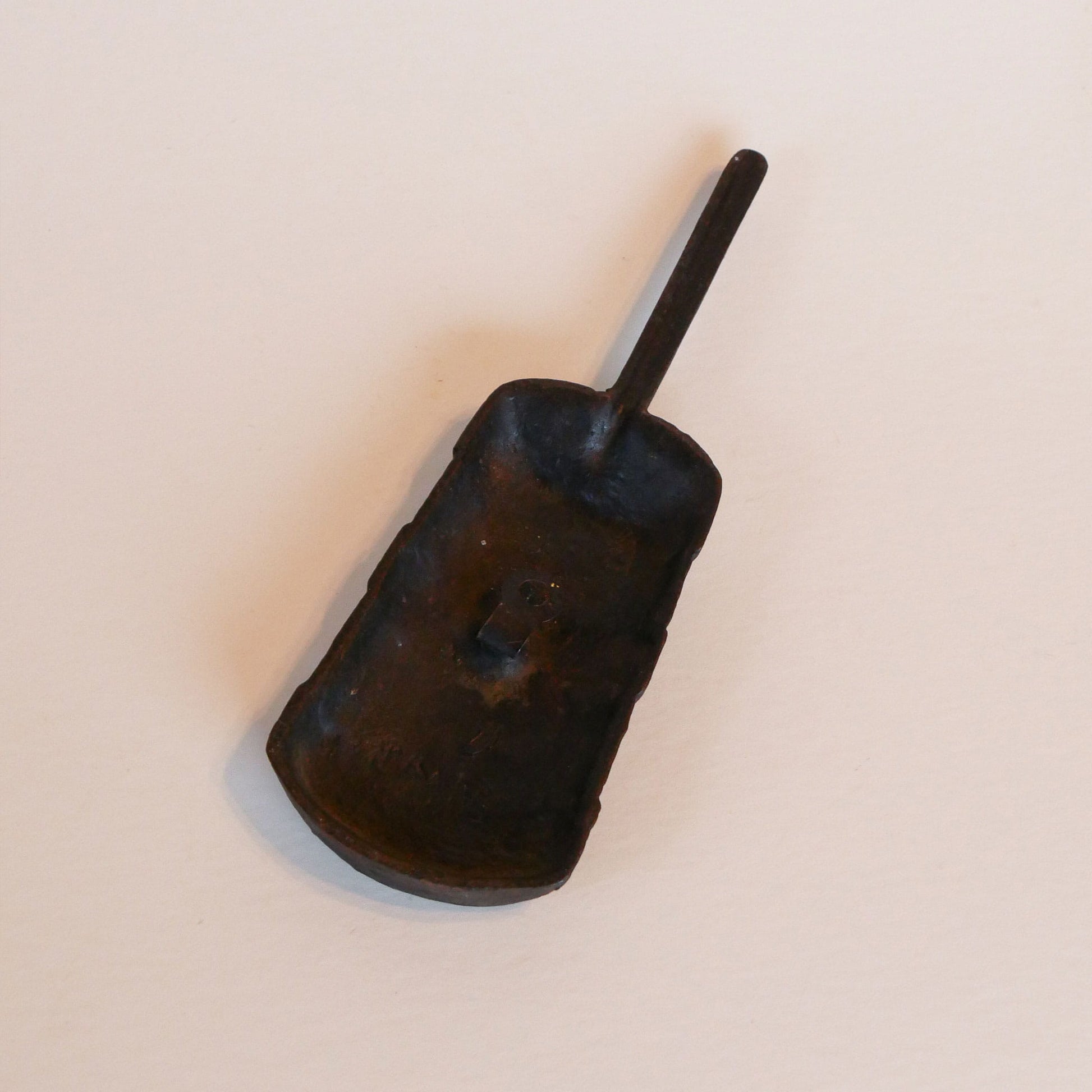 Vintage Cast Iron Butter Churn Wall Plaque, Primitive Metal Wall Decor, Vintage Cast Iron Wall Decor, Vintage Butter Churn, Vintage Iron Butter Churn Wall Plaque, Primitive Wall Decor, Primitive Gallery Wall, Vintage Wall Decor